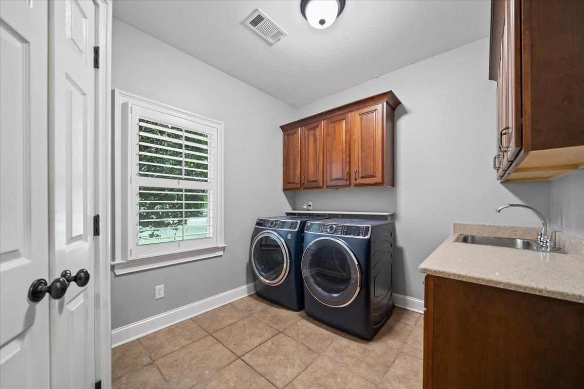 2890 Raleigh-lagrange Dr Property Photo 17