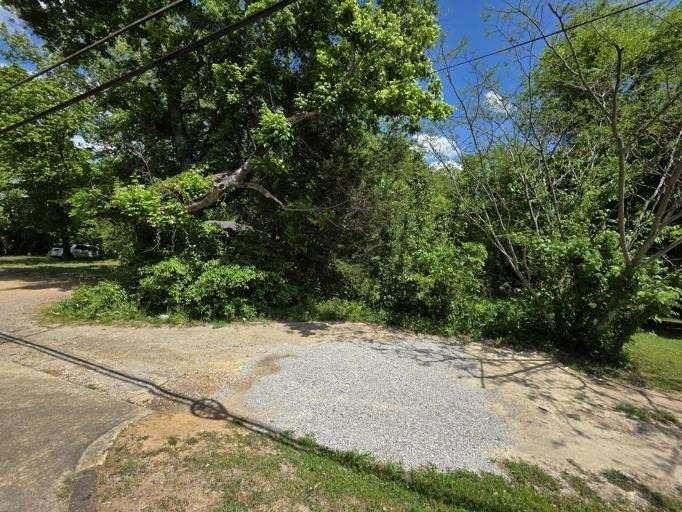 298 N Long St Property Photo 2