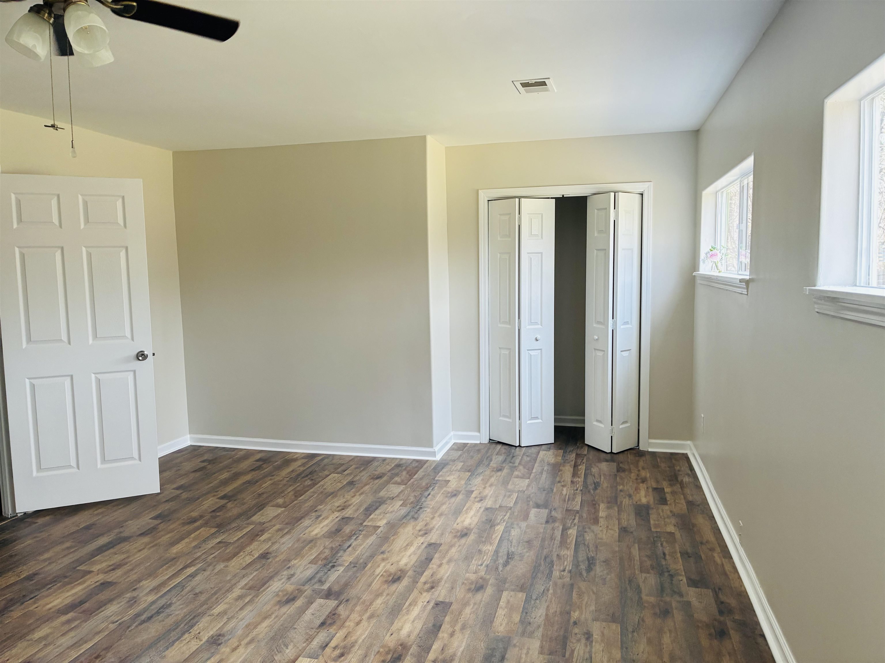3872 Philsdale Ave Property Photo 9