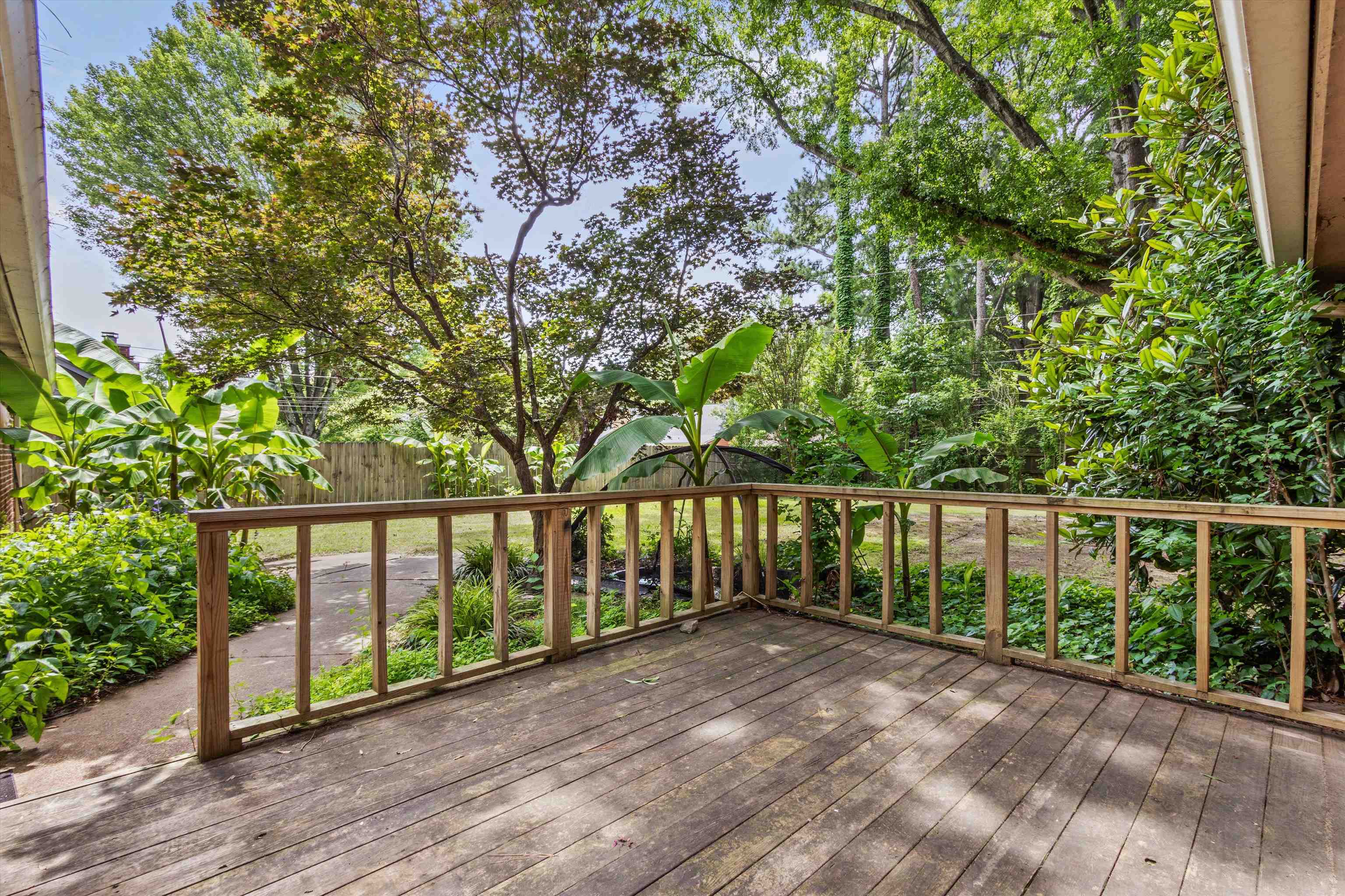 7009 Rocky Creek Dr Property Photo 19
