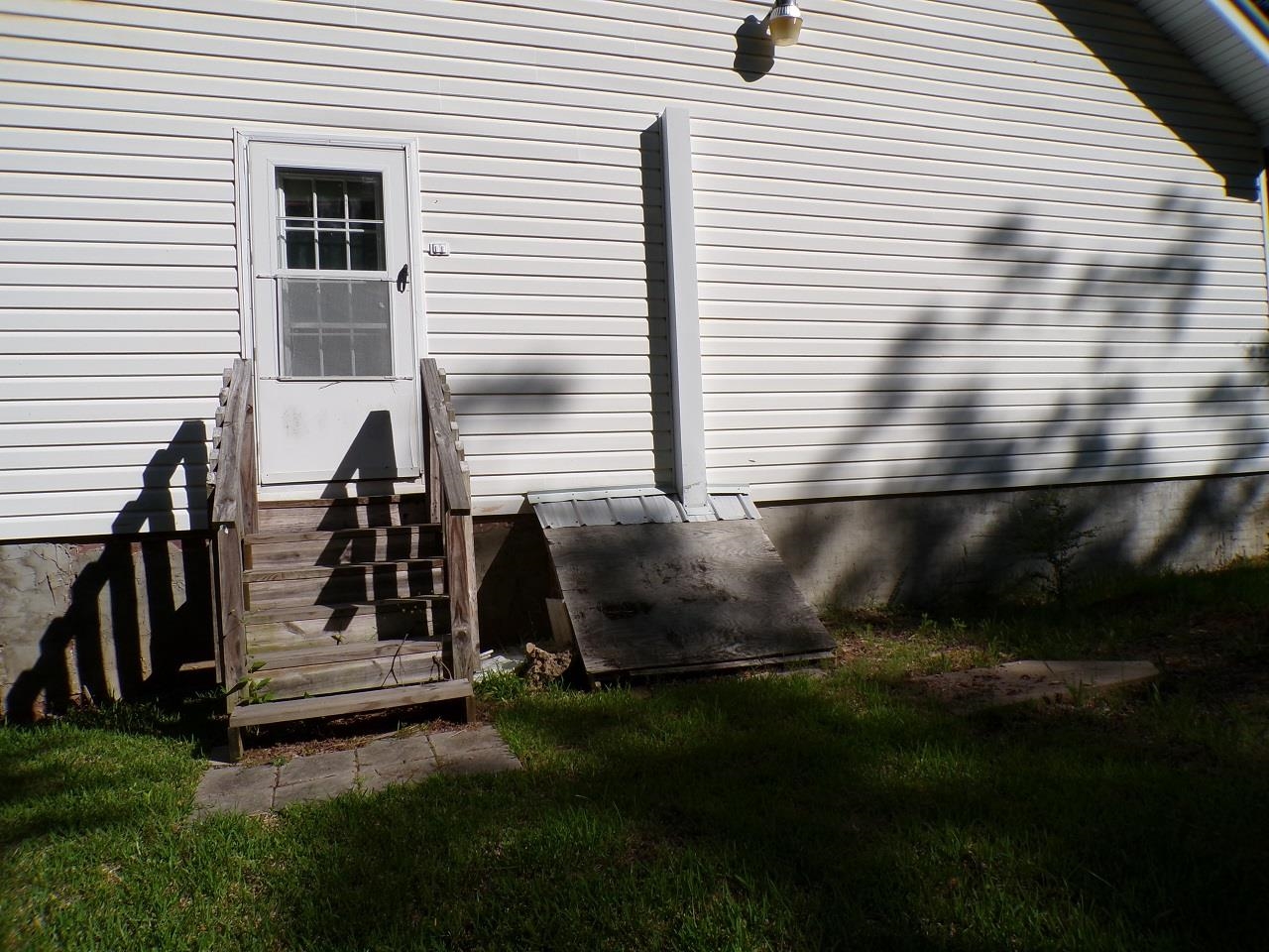 227 N 5th St Property Photo 9