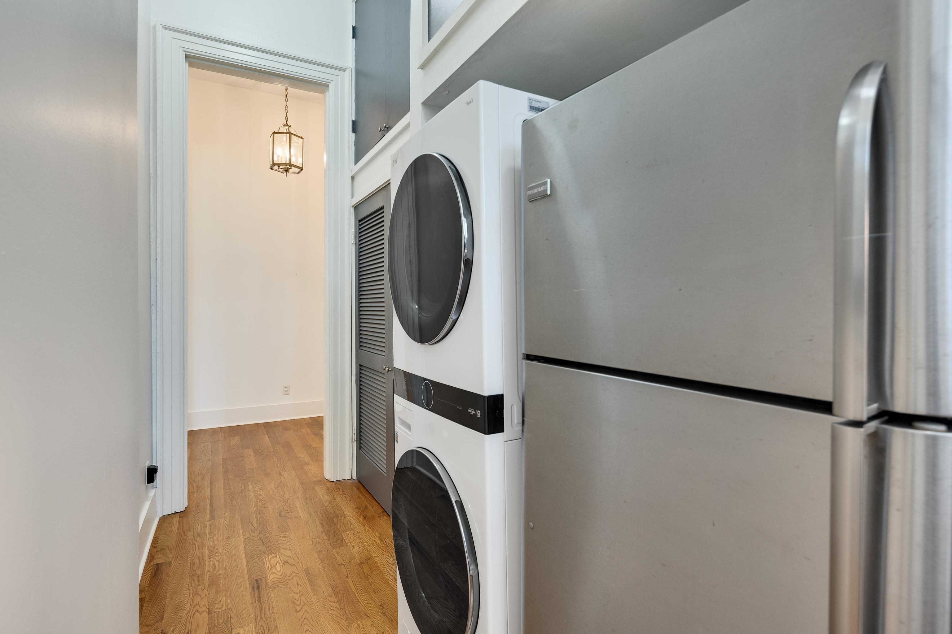 519 S Edgewood St 206 Property Photo 10