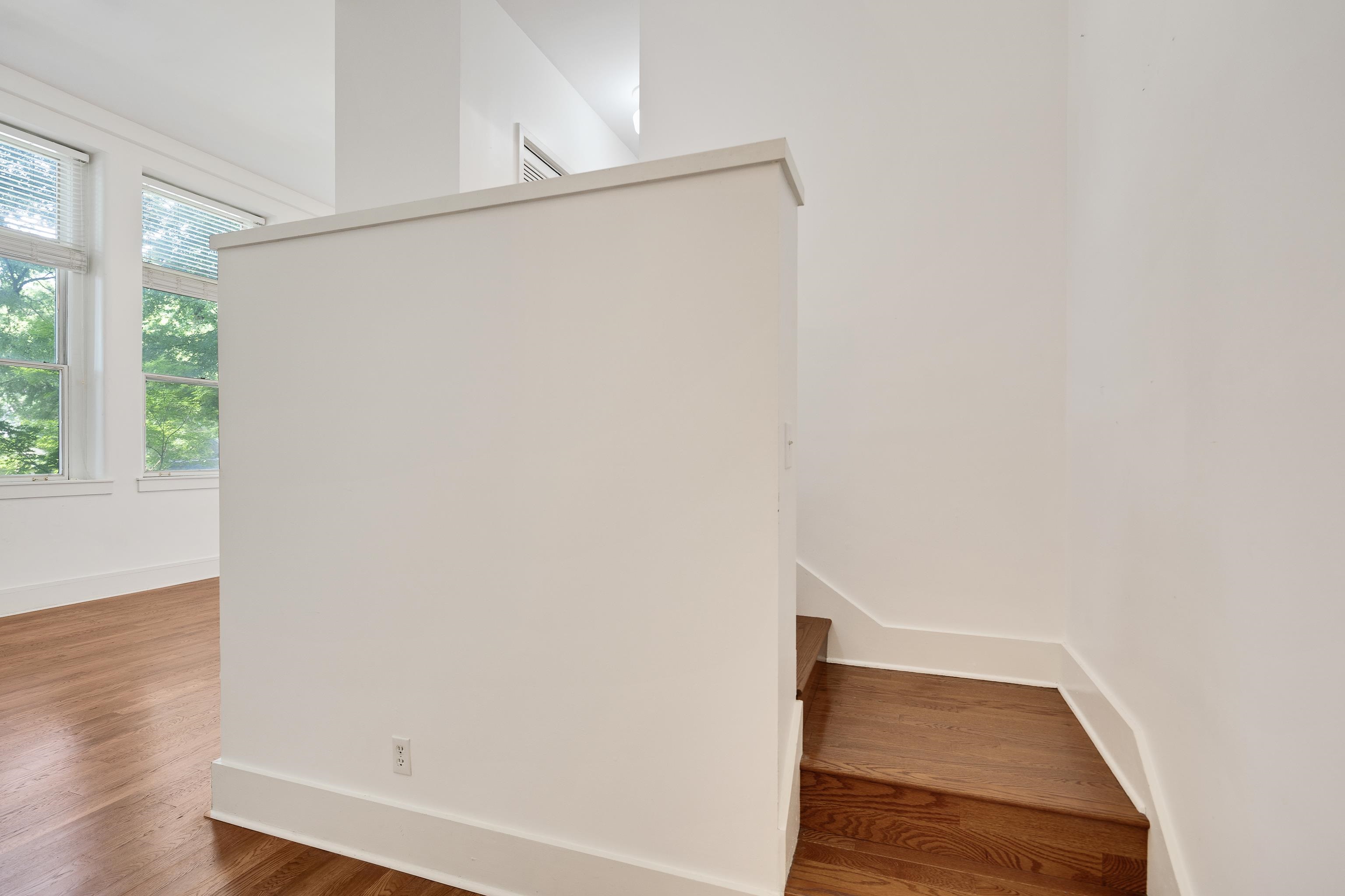 519 S Edgewood St 206 Property Photo 12