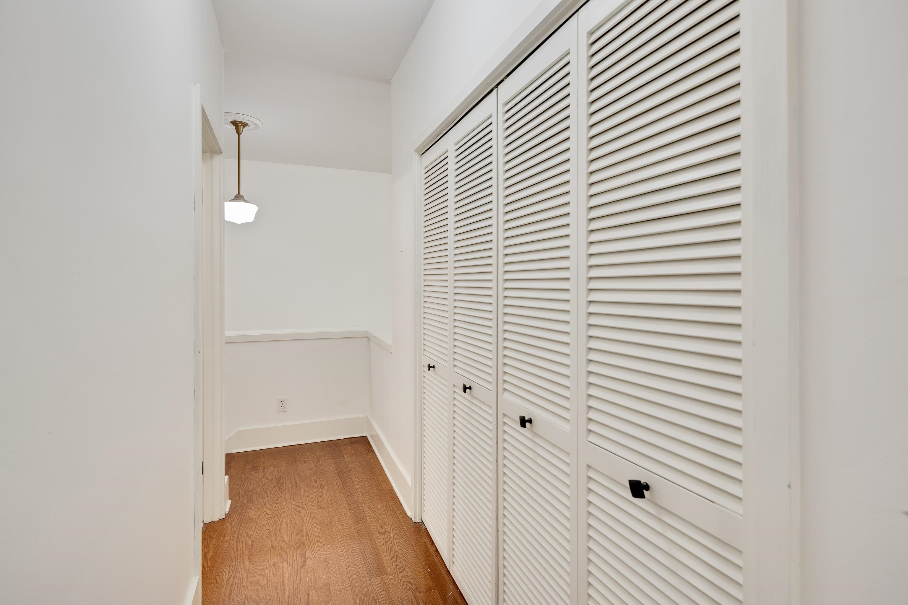 519 S Edgewood St 206 Property Photo 16