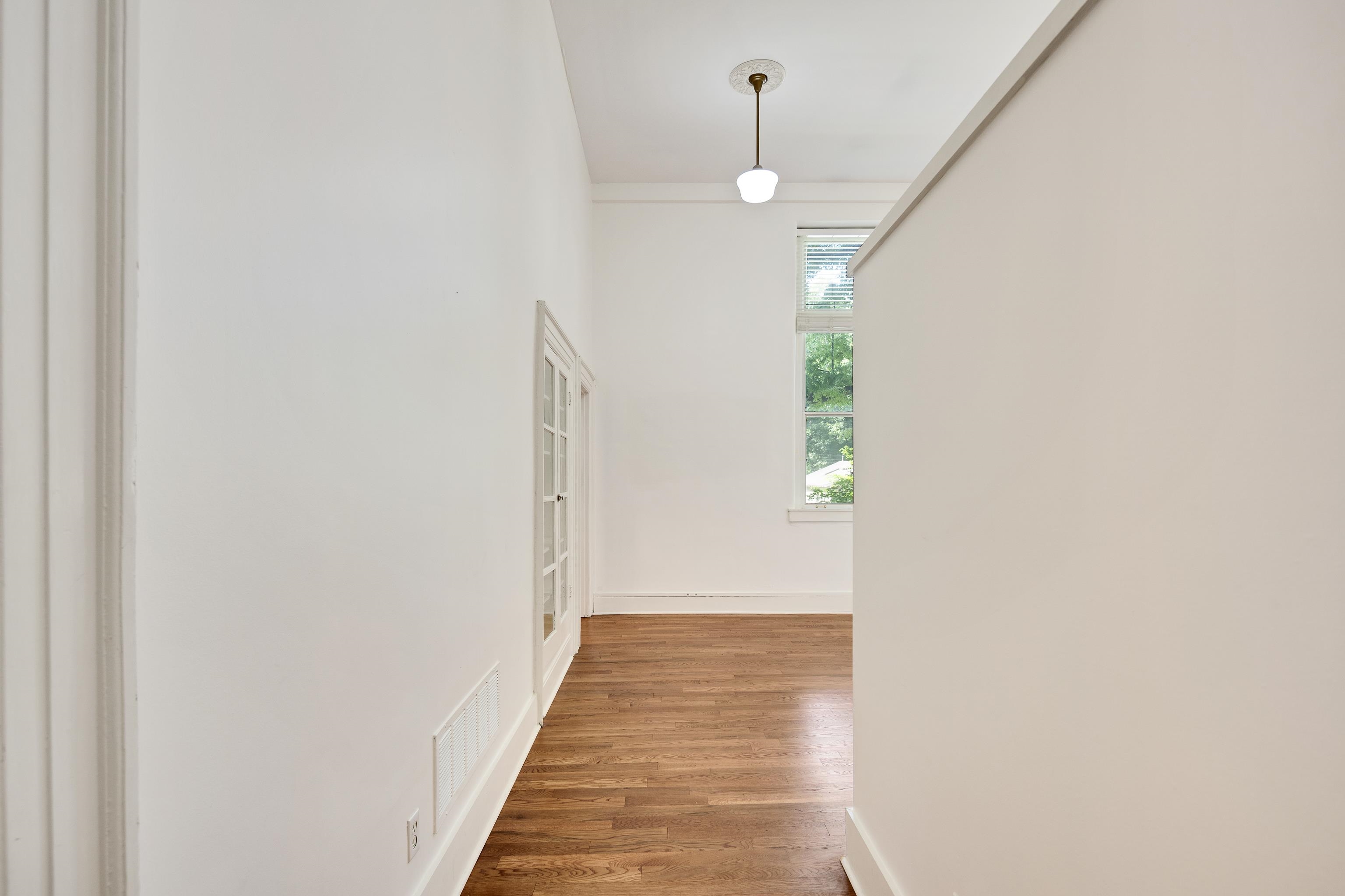 519 S Edgewood St 206 Property Photo 20