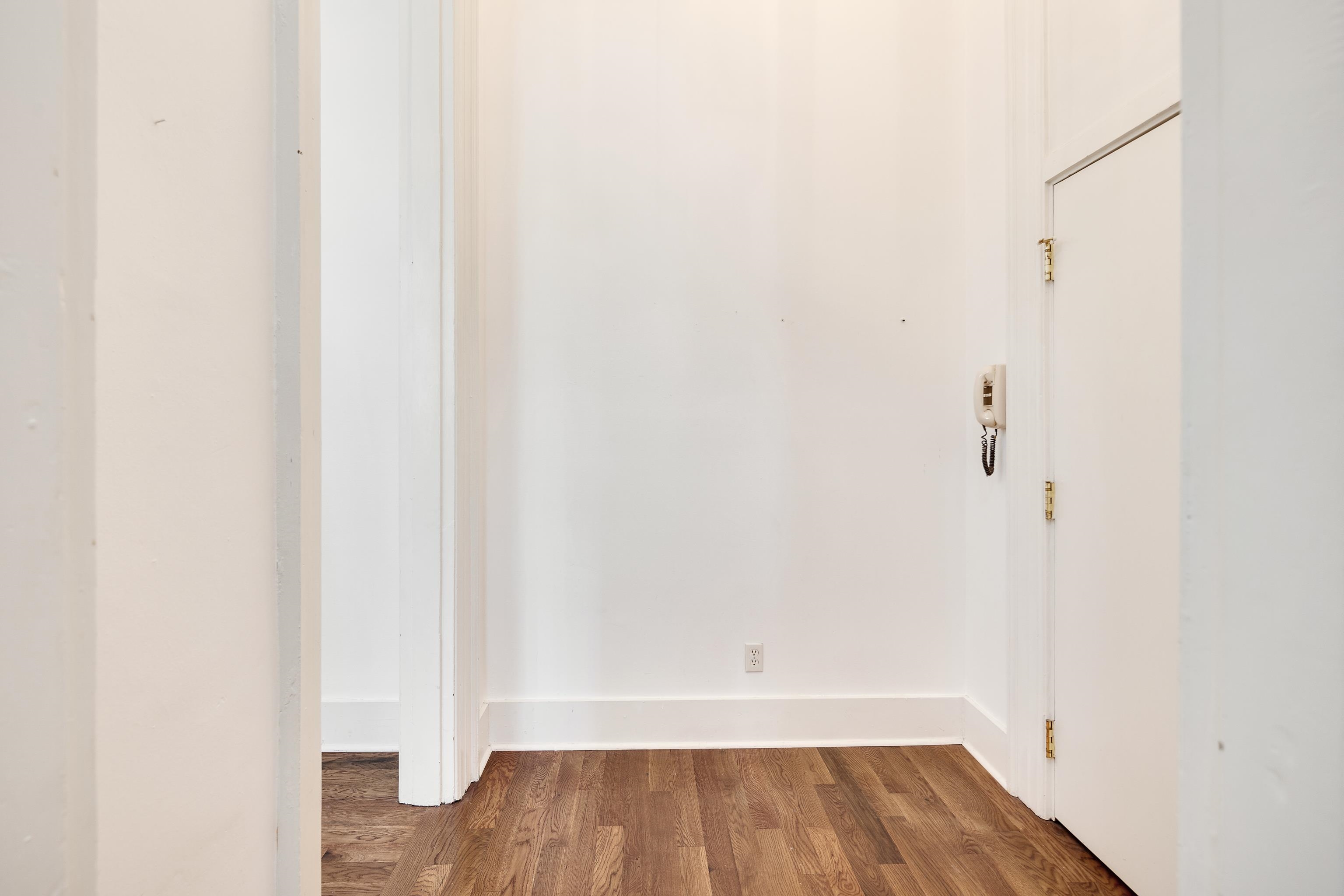 519 S Edgewood St 206 Property Photo 21