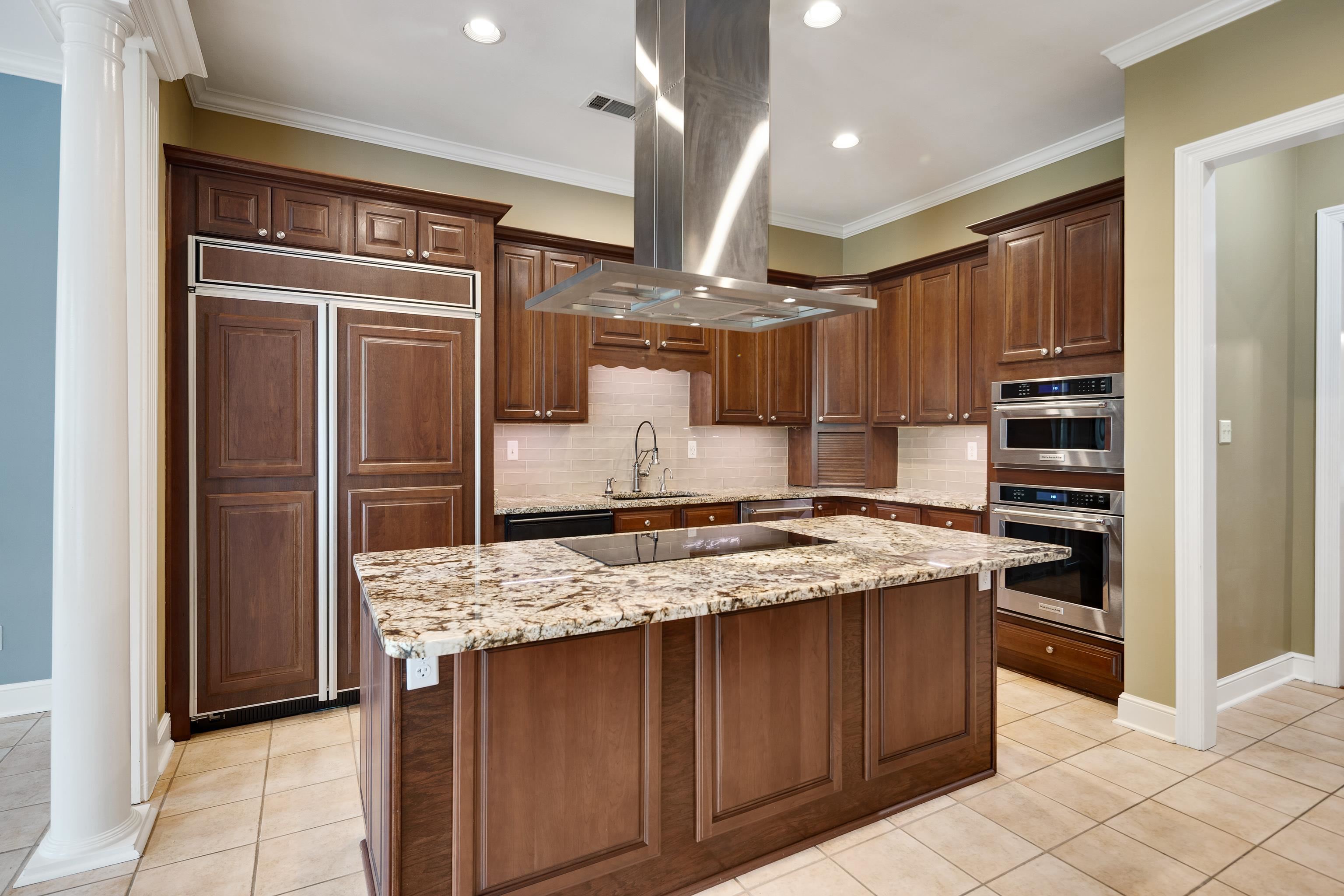 7590 Chapel Creek Pky N Property Photo 9