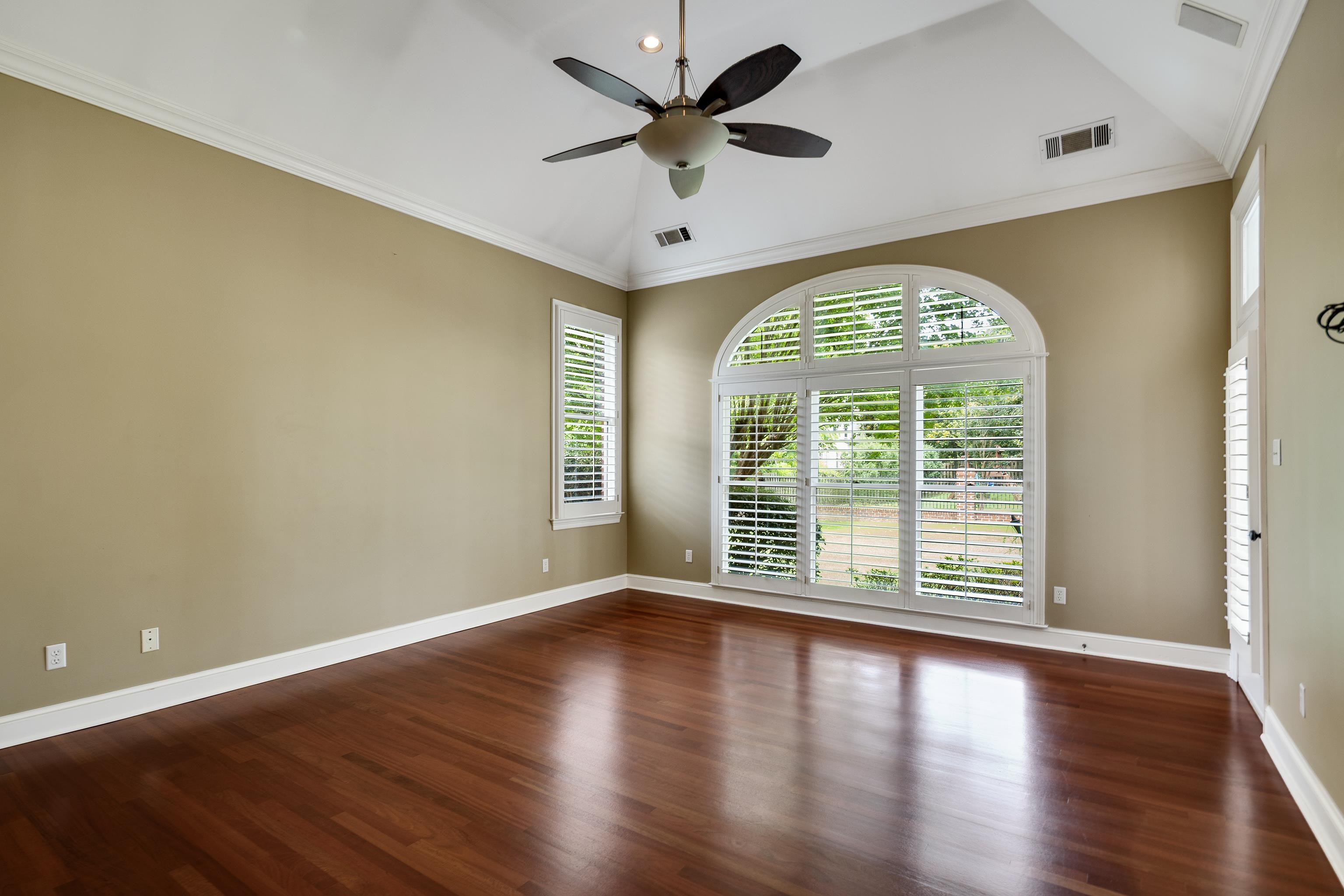 7590 Chapel Creek Pky N Property Photo 14