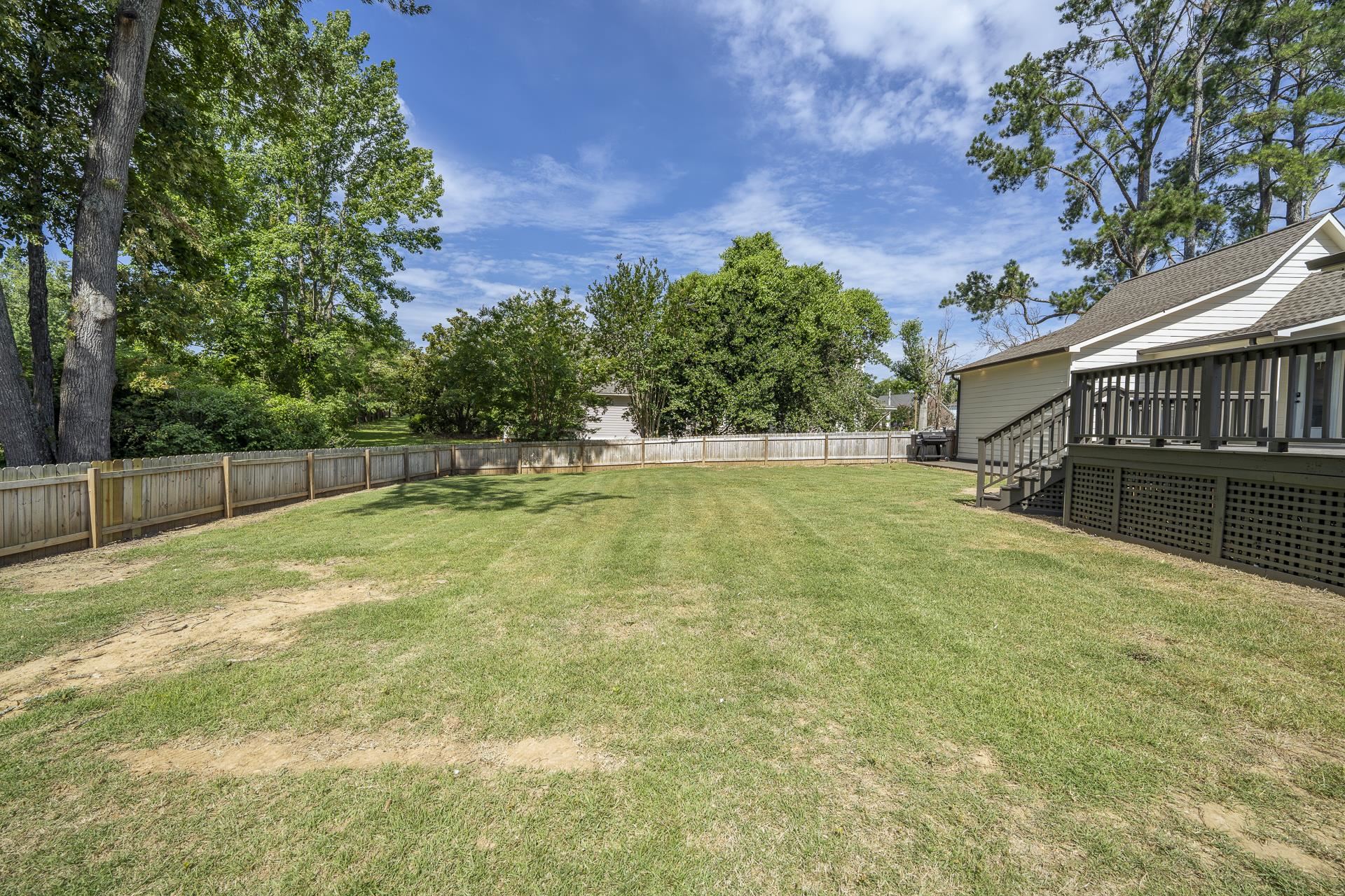 485 Poplar St Property Photo 33