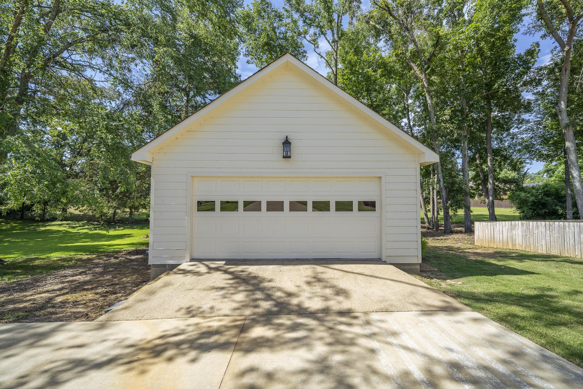 485 Poplar St Property Photo 34