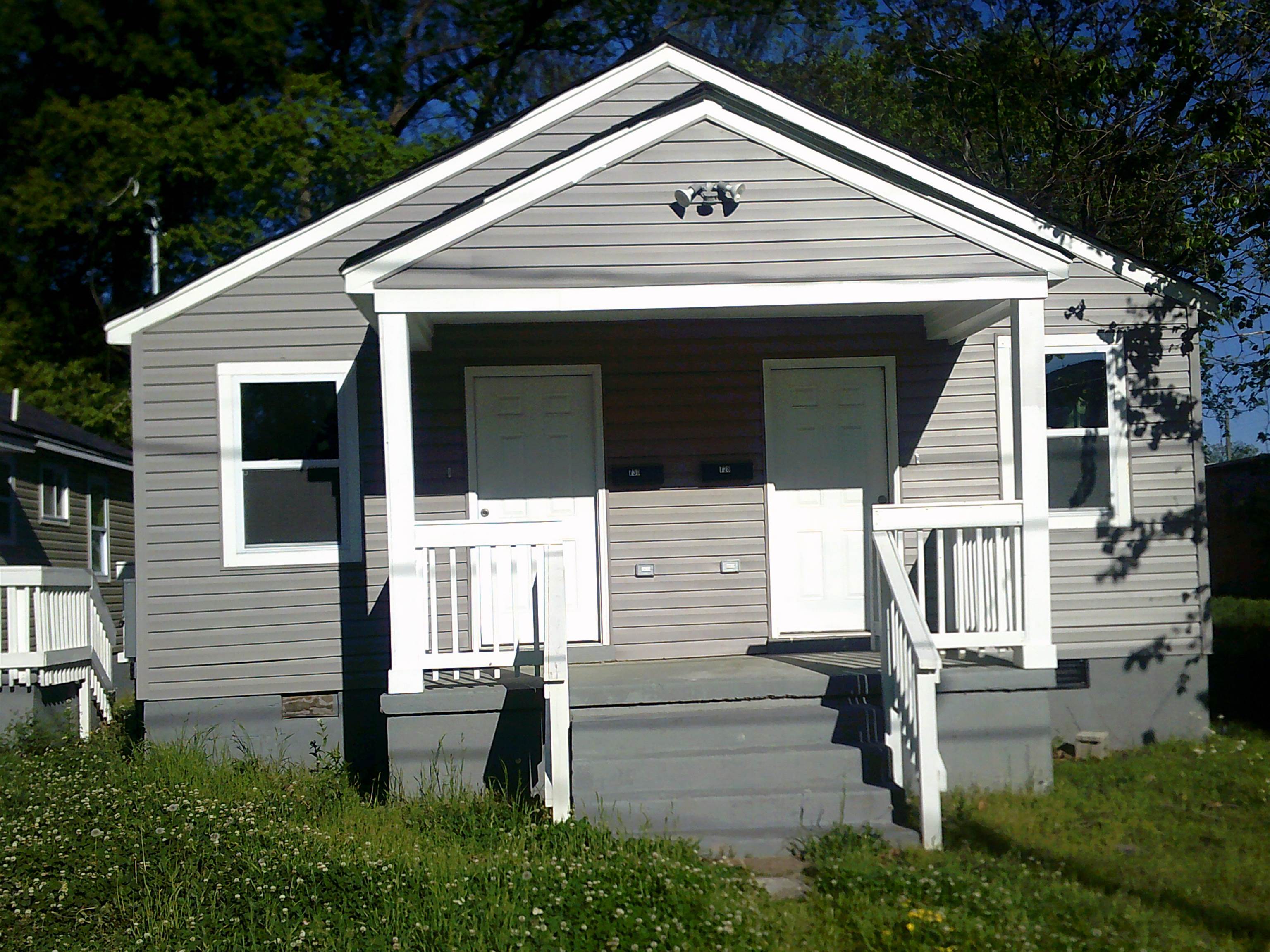 728 N MONTGOMERY AVE Property Photo 1