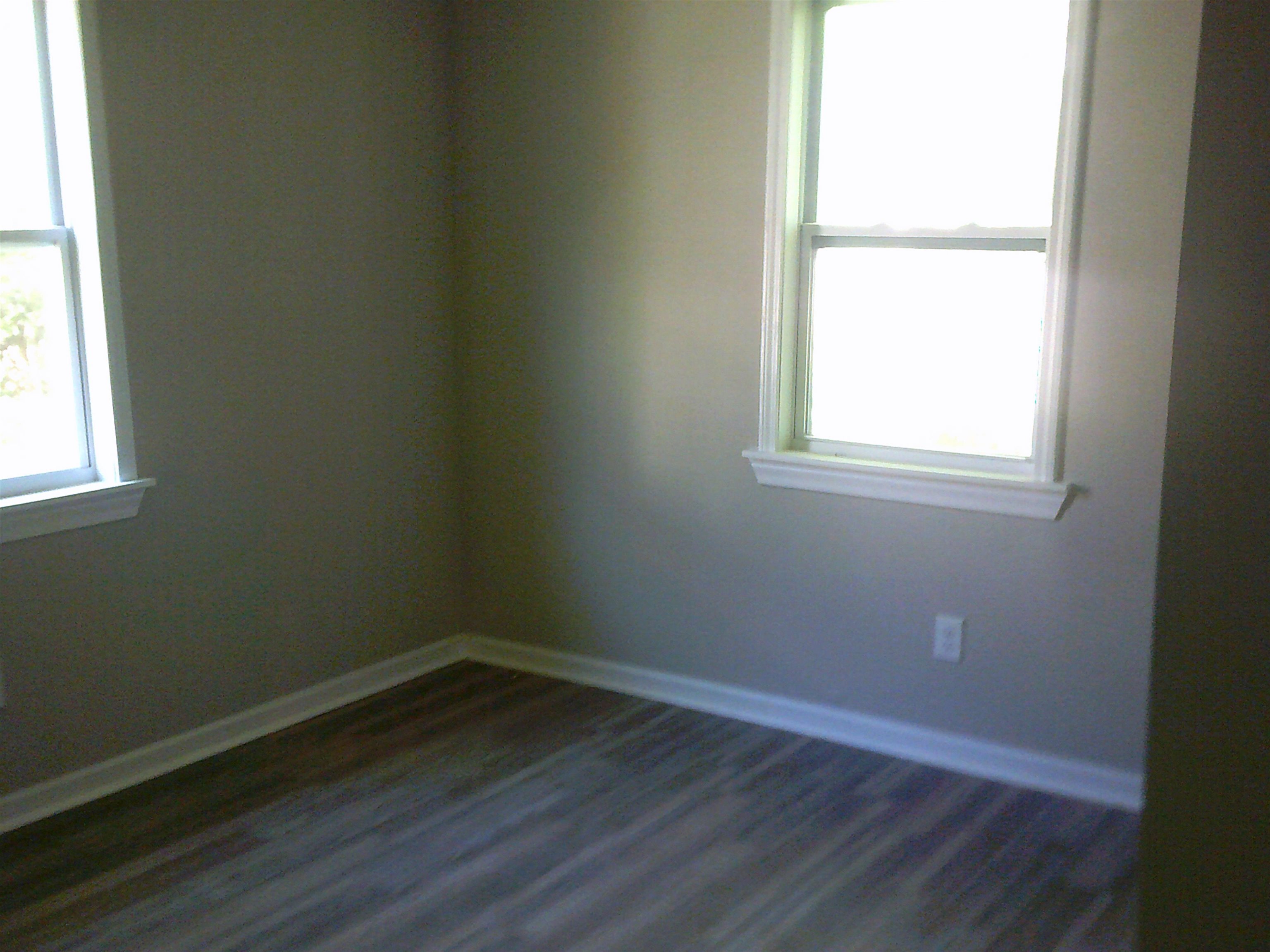 728 N Montgomery Ave Property Photo 7