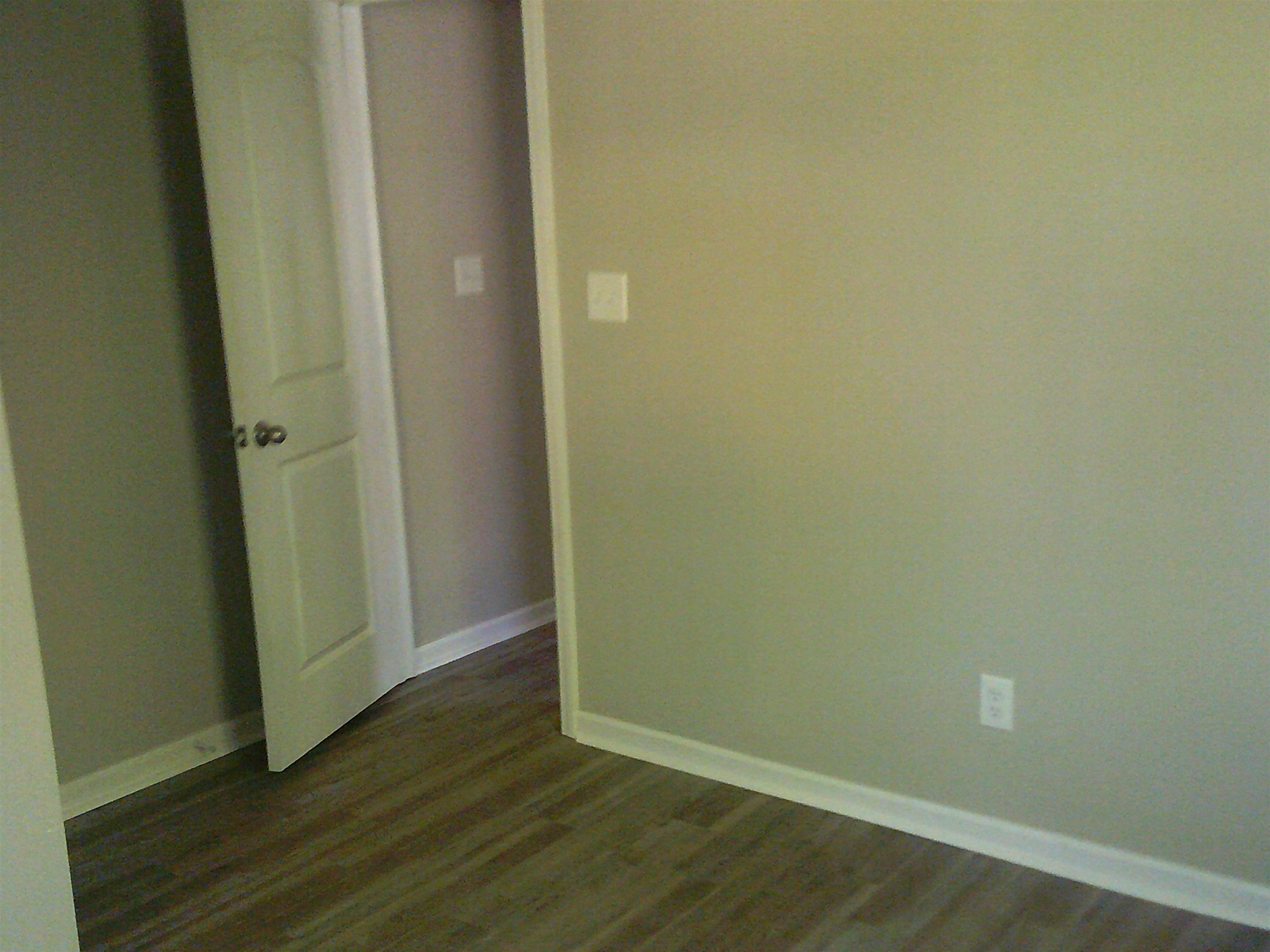 728 N Montgomery Ave Property Photo 8