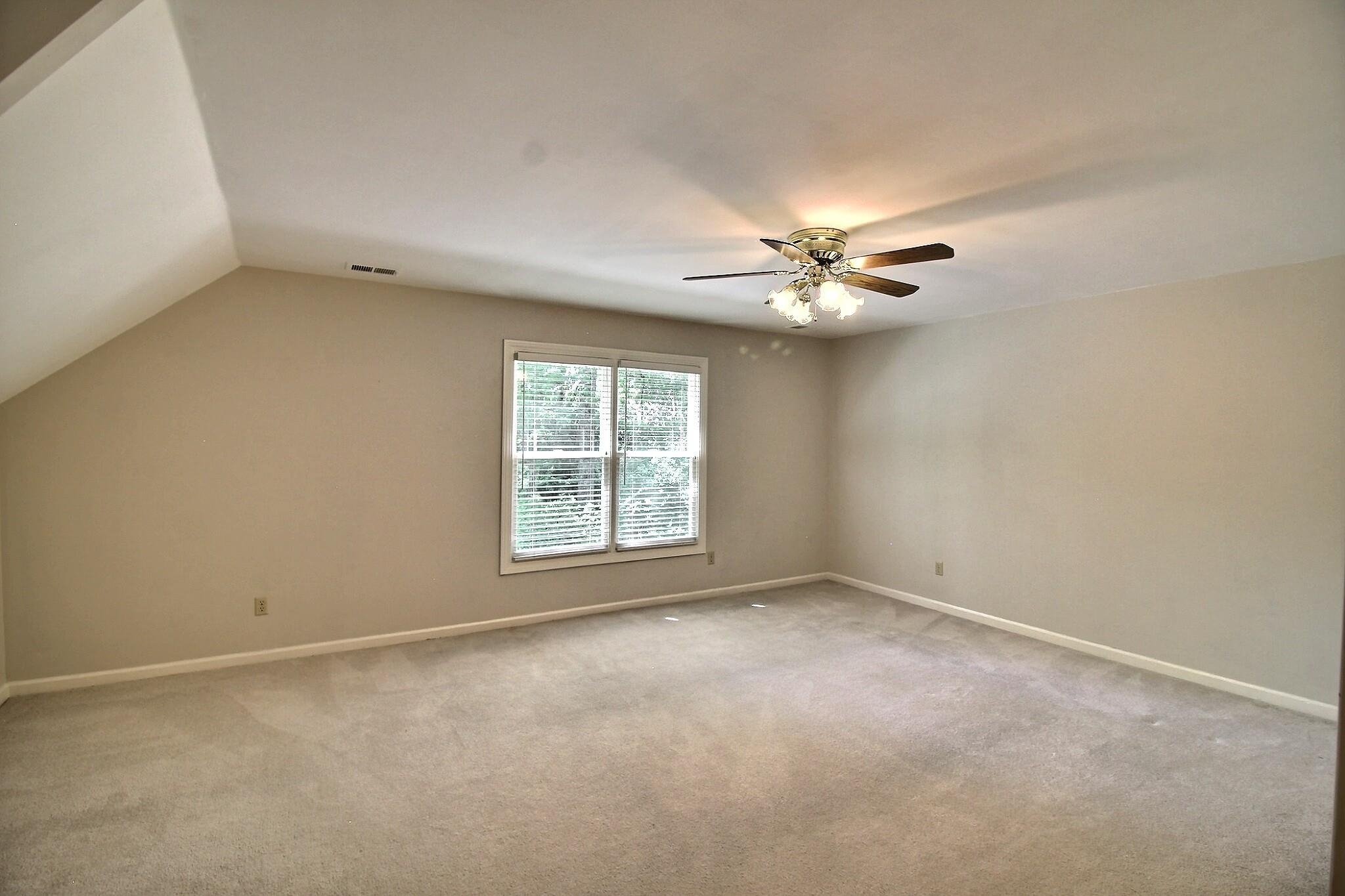 3328 Shady Forest Cv Property Photo 27