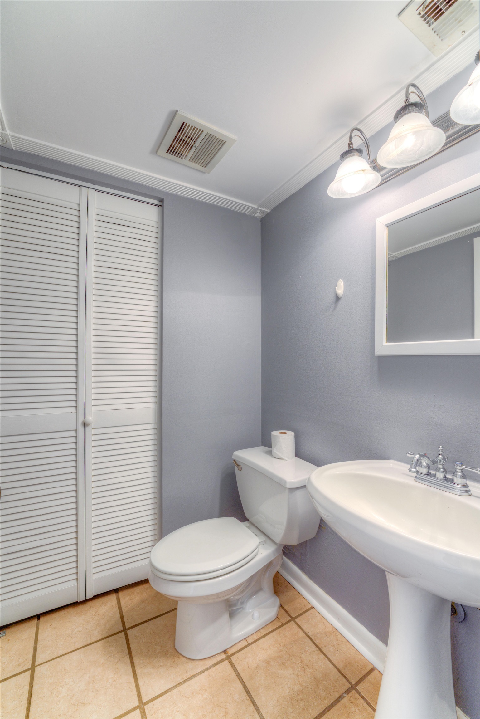 4756 Eagle Crest Dr 4102 Property Photo 13