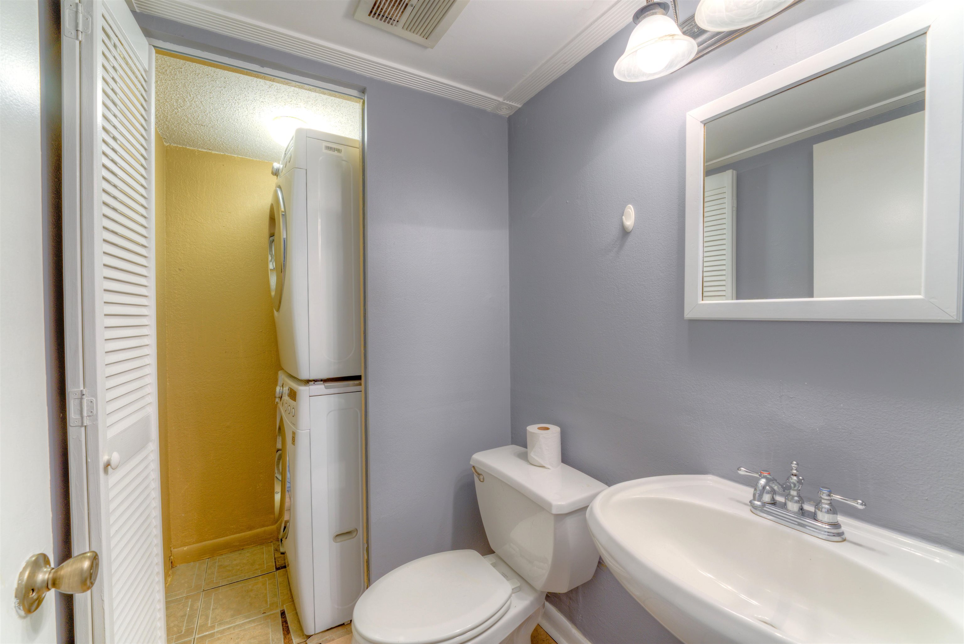 4756 Eagle Crest Dr 4102 Property Photo 14