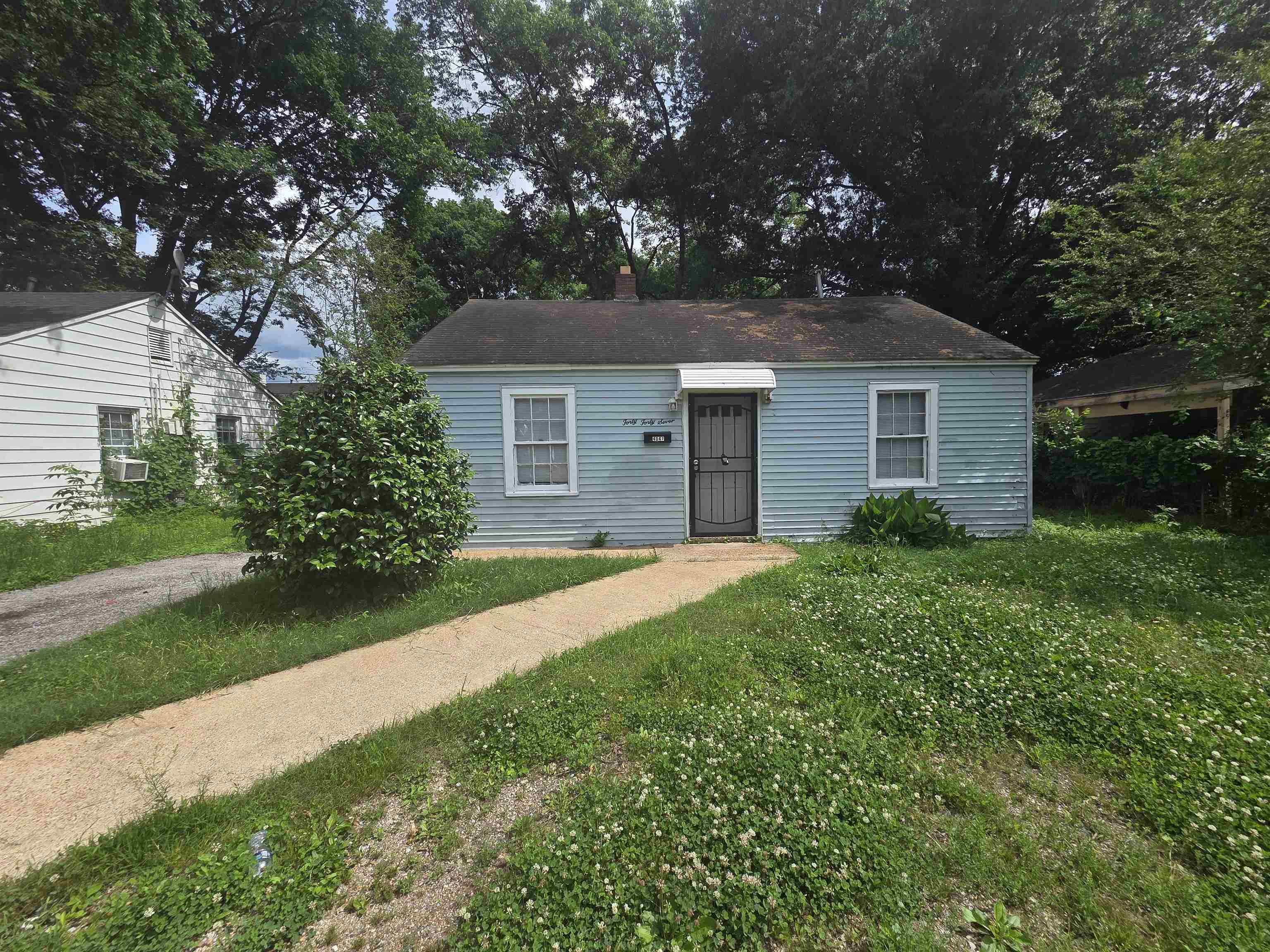 4047 CHELSEA AVE Property Photo 1