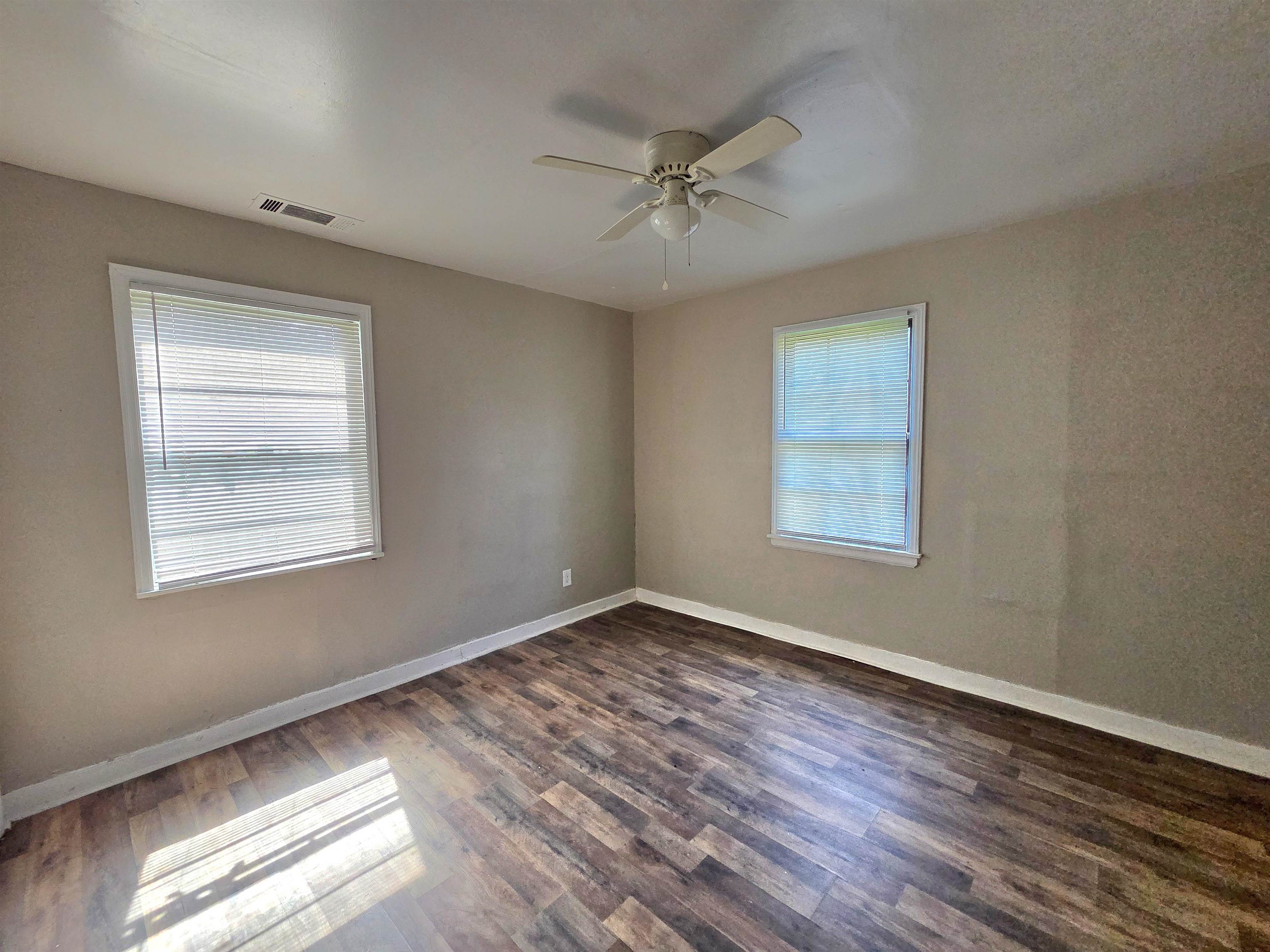 4047 Chelsea Ave Property Photo 20