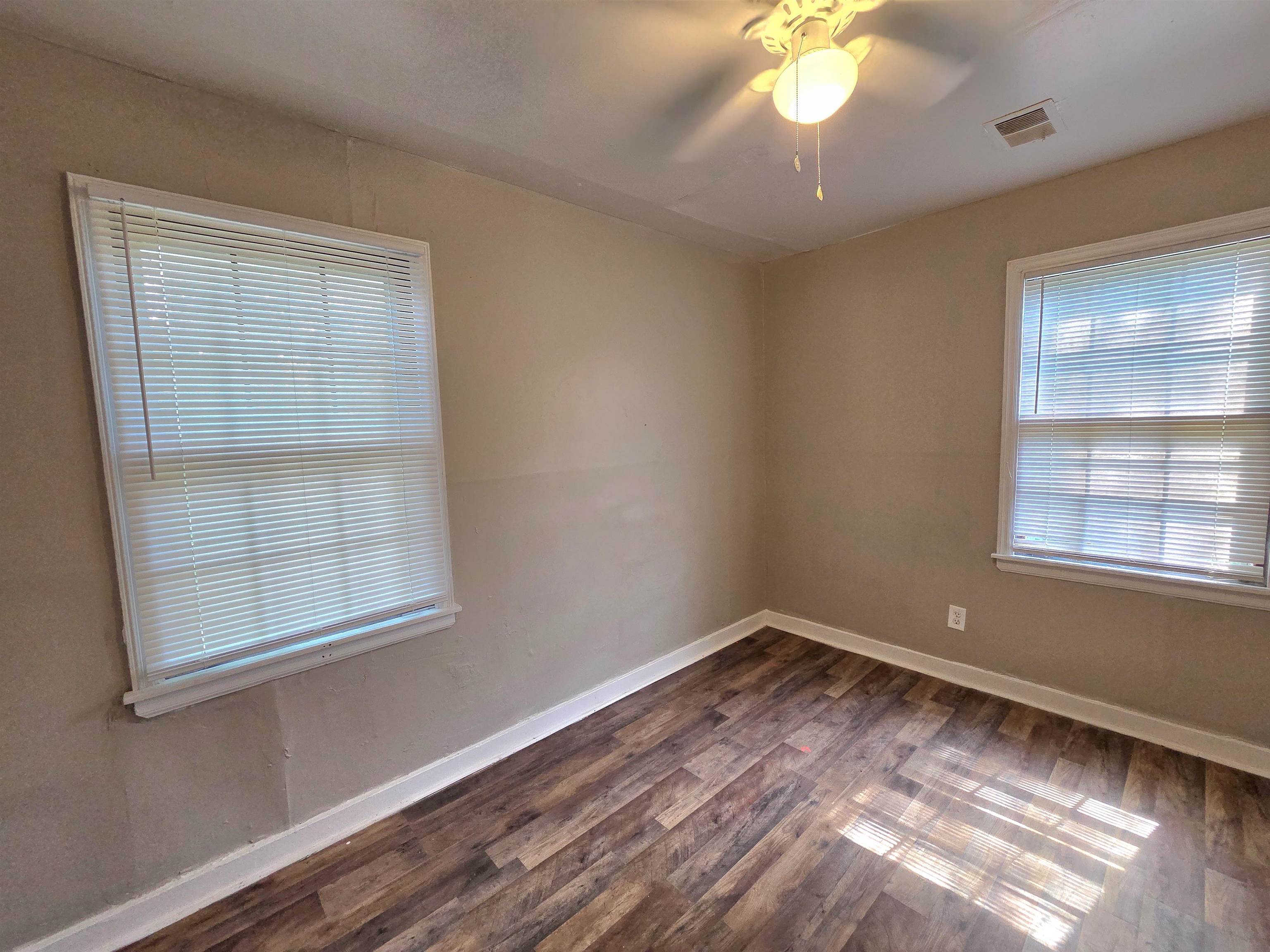 4047 Chelsea Ave Property Photo 22
