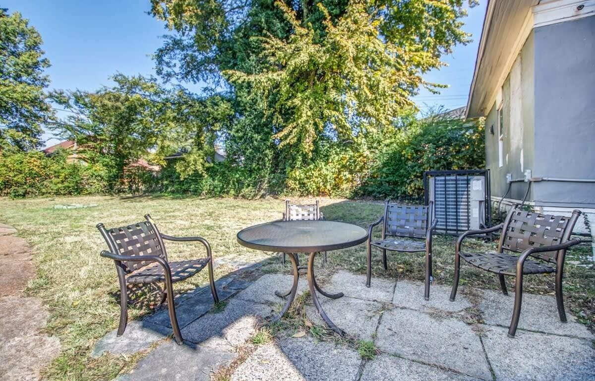 1712 Glenview Ave Property Photo 38