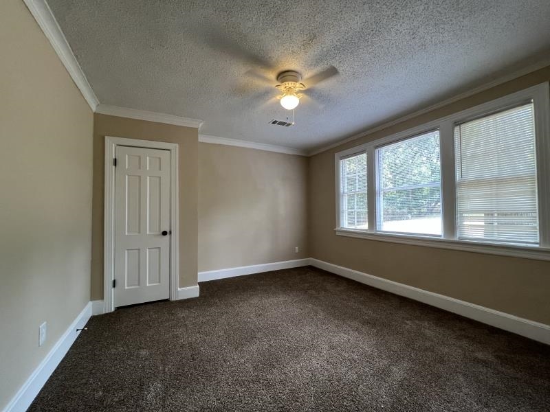 3100 Signal St Property Photo 5