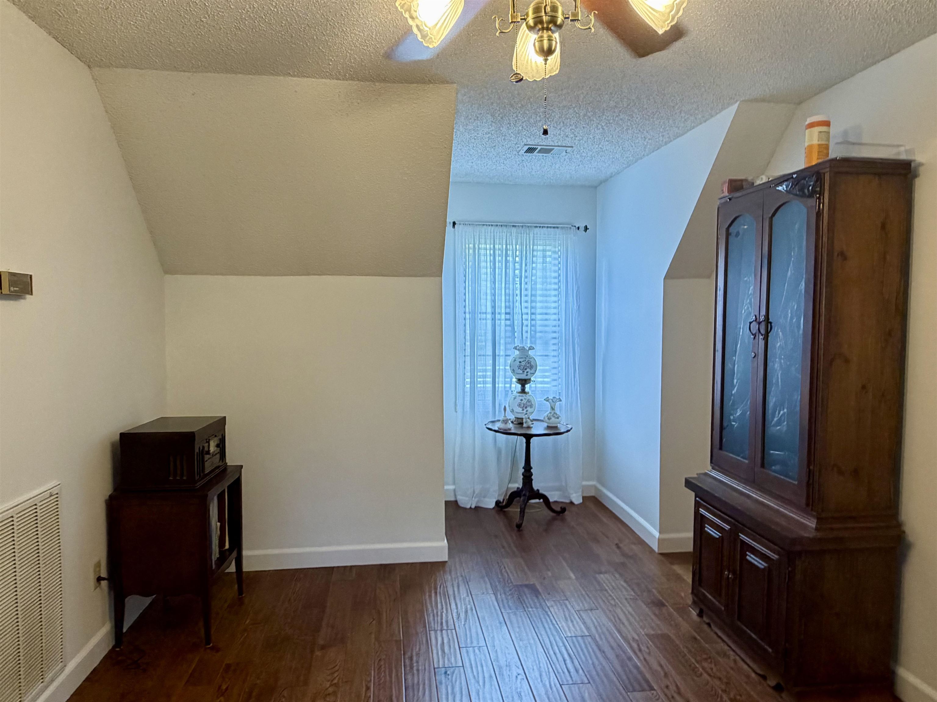 142 Treece St Property Photo 16