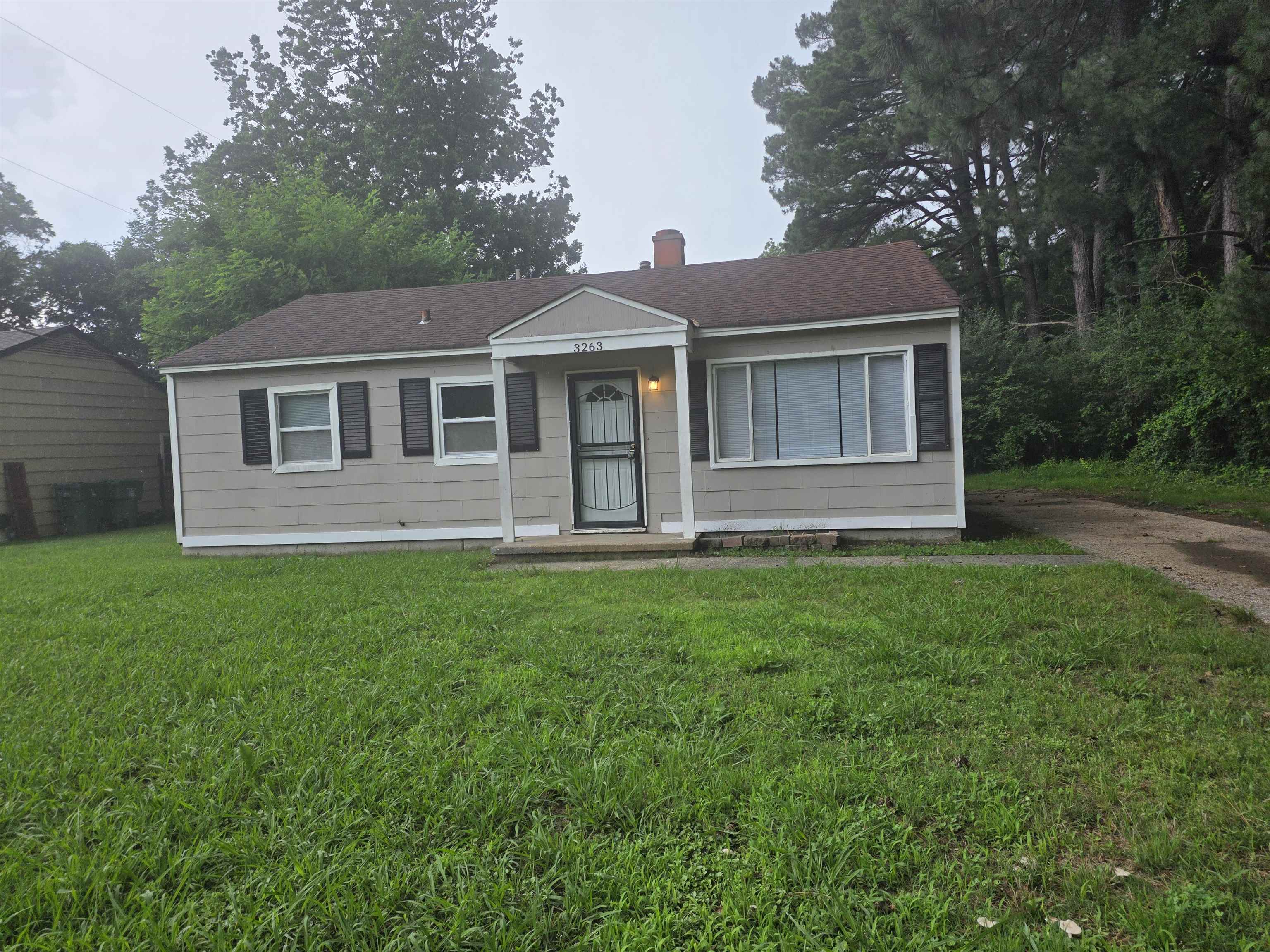 3263 Baskin St Property Photo 1