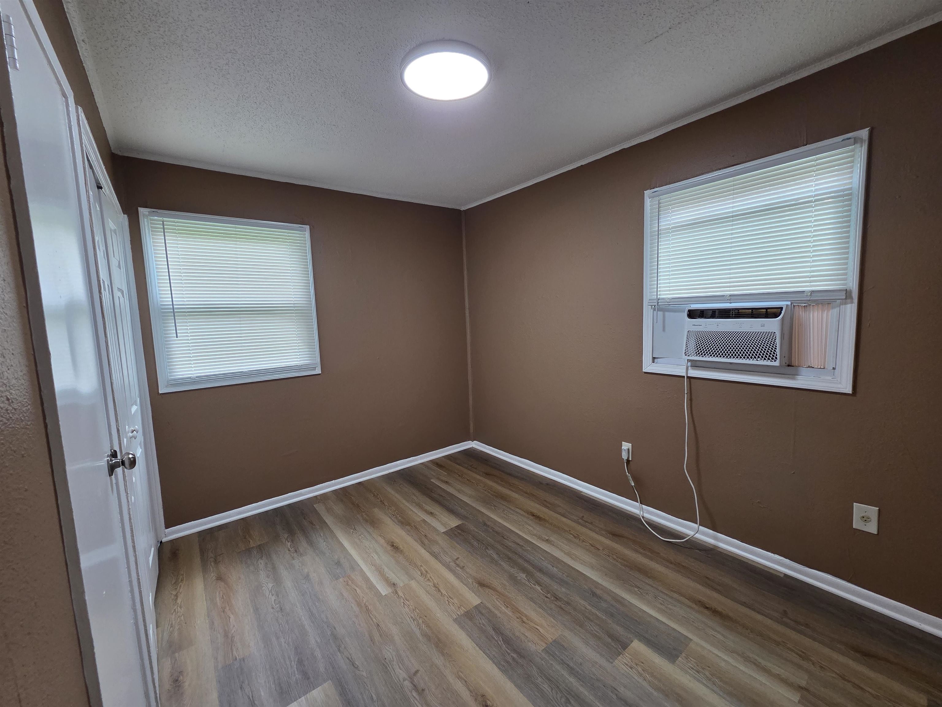 3263 Baskin St Property Photo 6