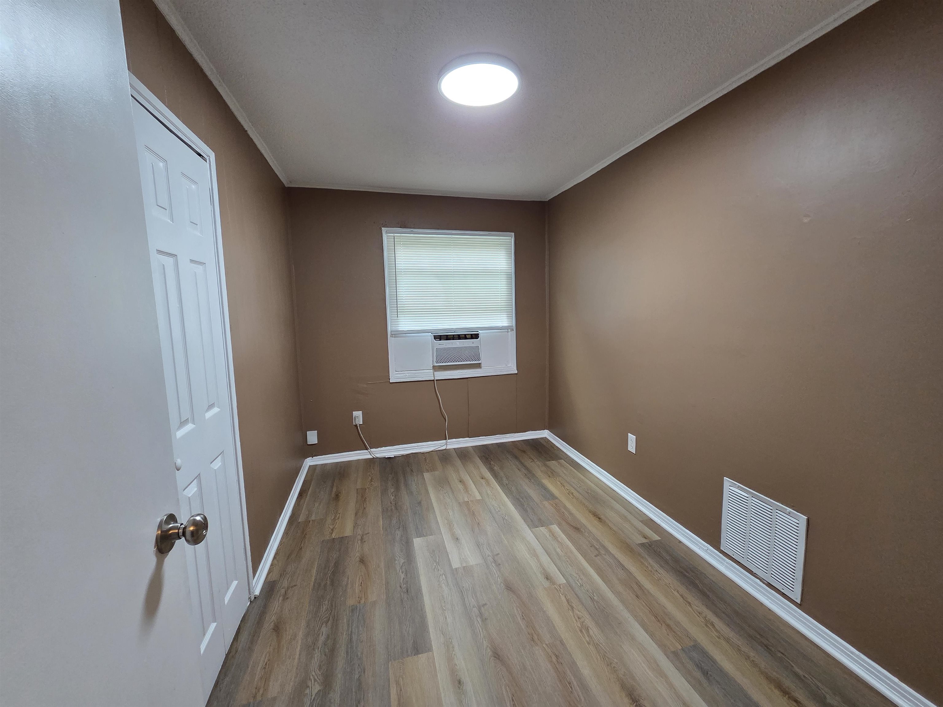 3263 Baskin St Property Photo 10