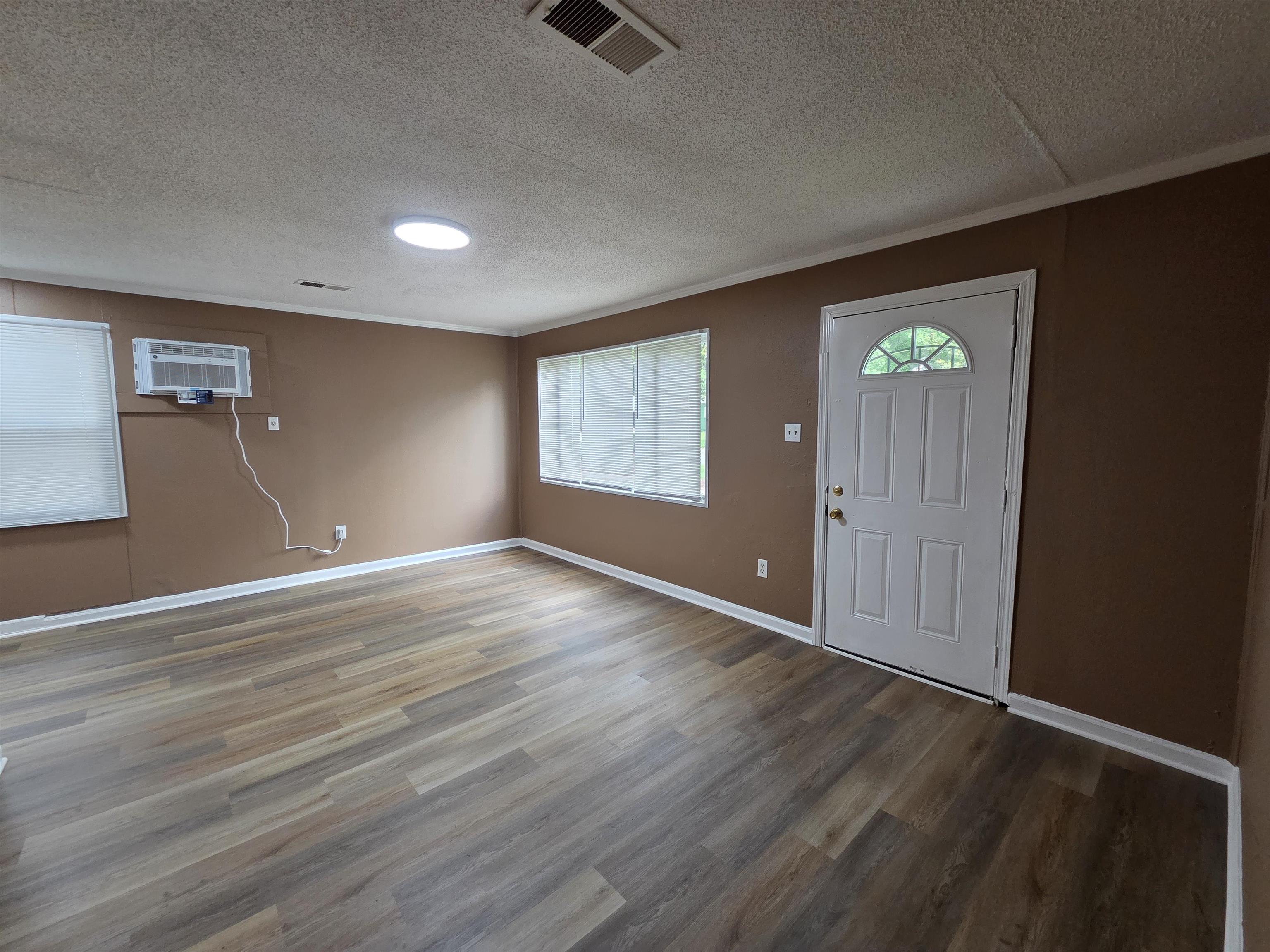 3263 Baskin St Property Photo 12