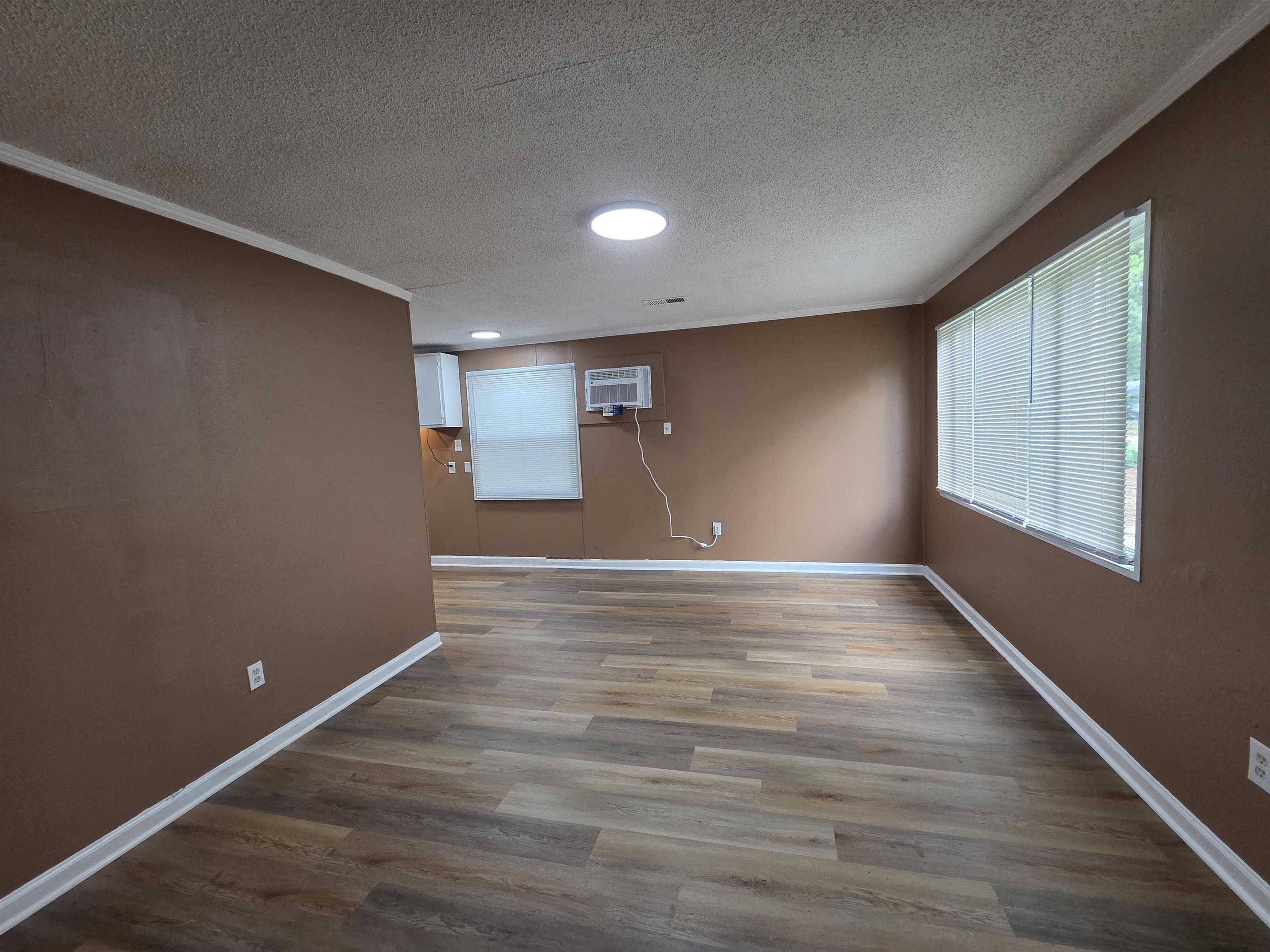 3263 Baskin St Property Photo 13