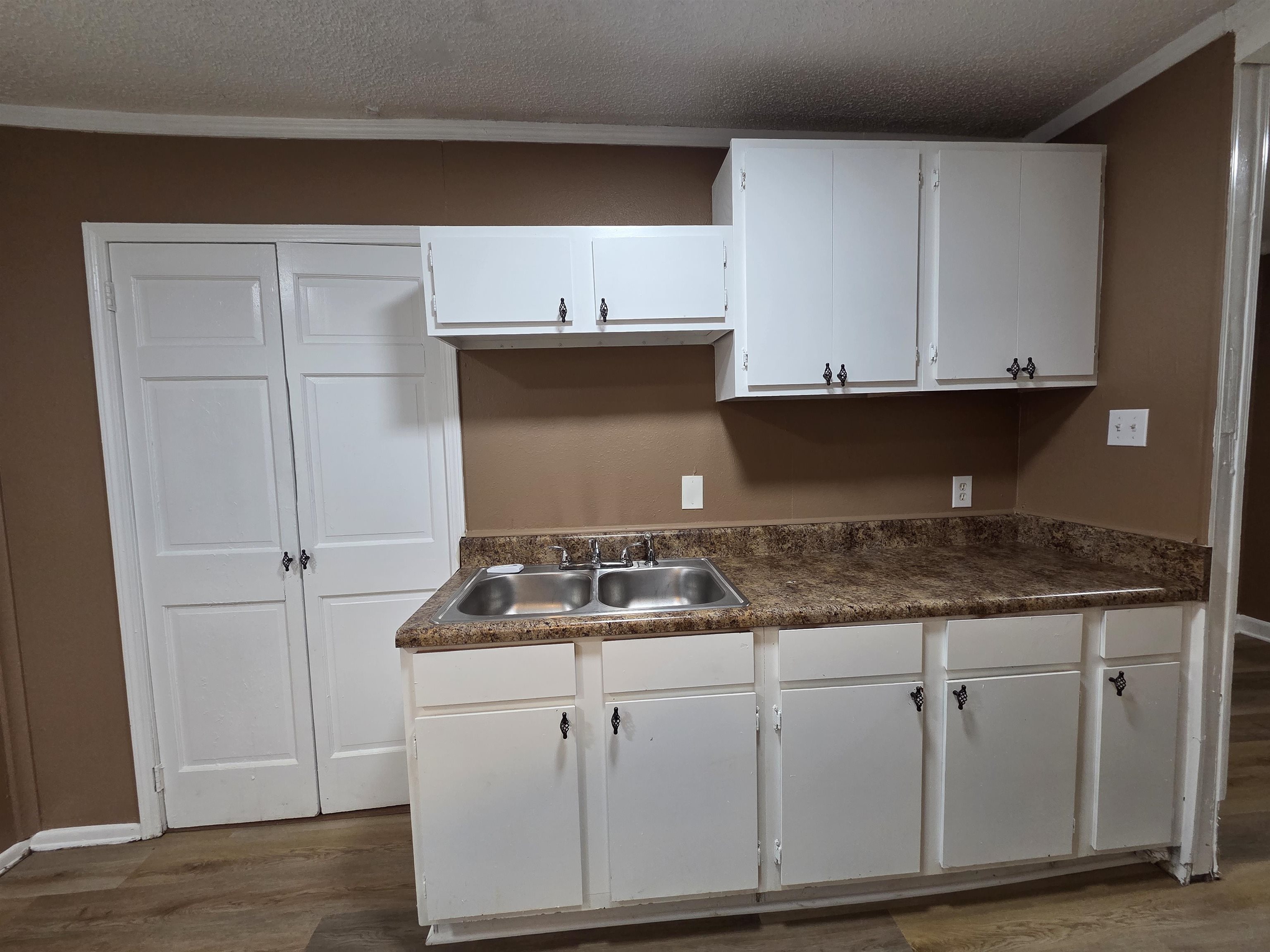 3263 Baskin St Property Photo 16