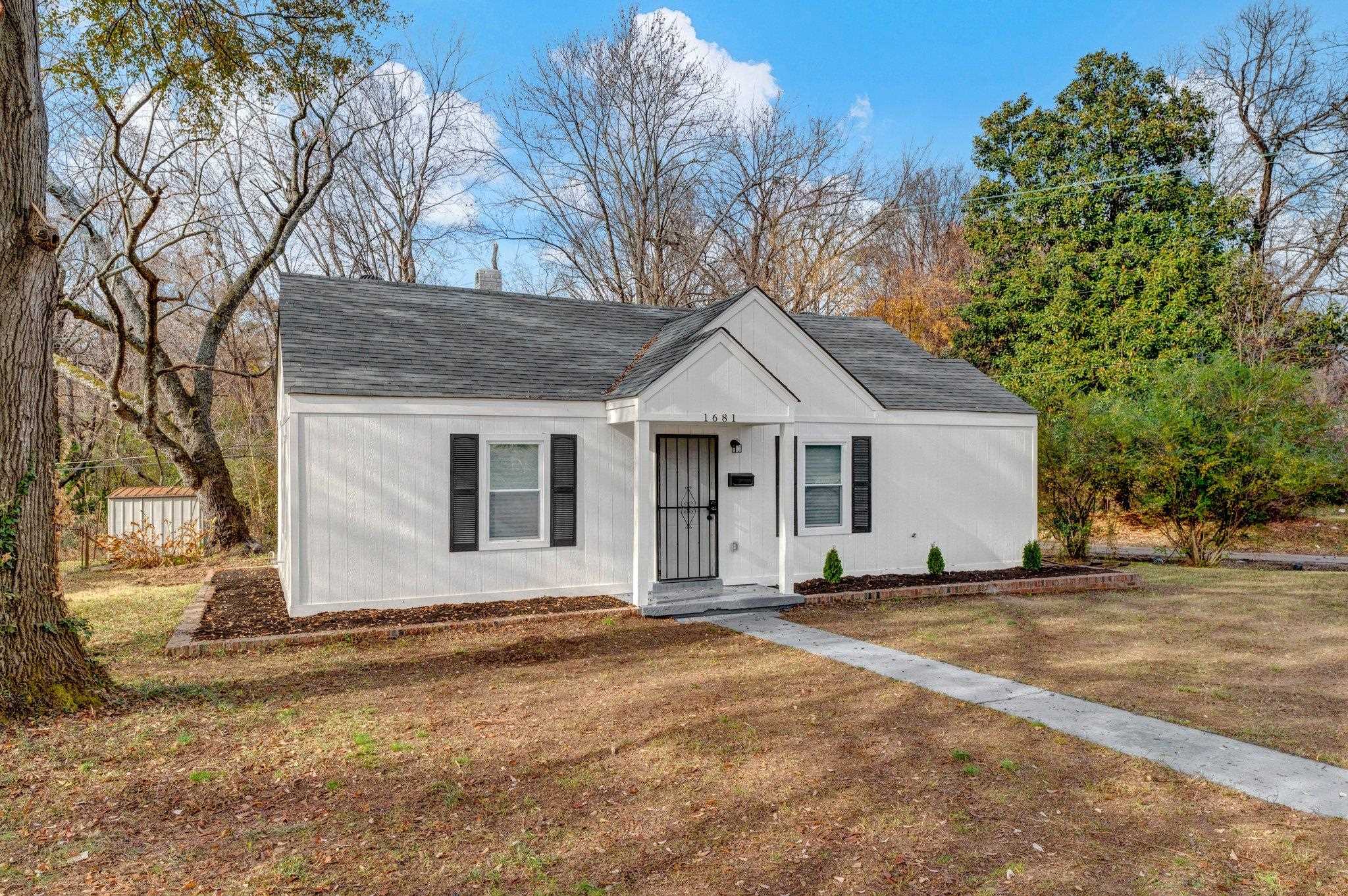 1681 SHADOWLAWN BLVD Property Photo 1
