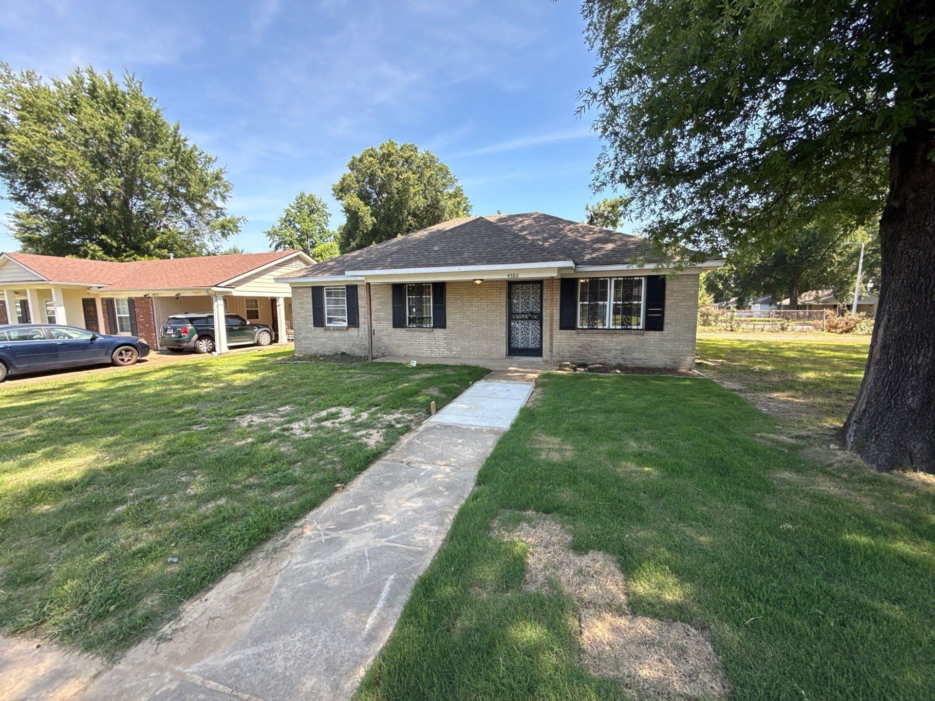 4580 Cottonwood Rd Property Photo 1