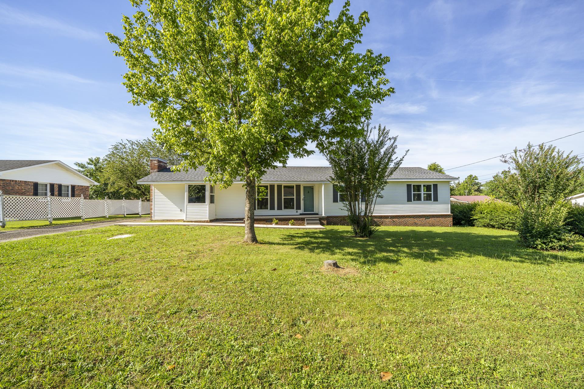 260 Barker Dr Property Photo 1