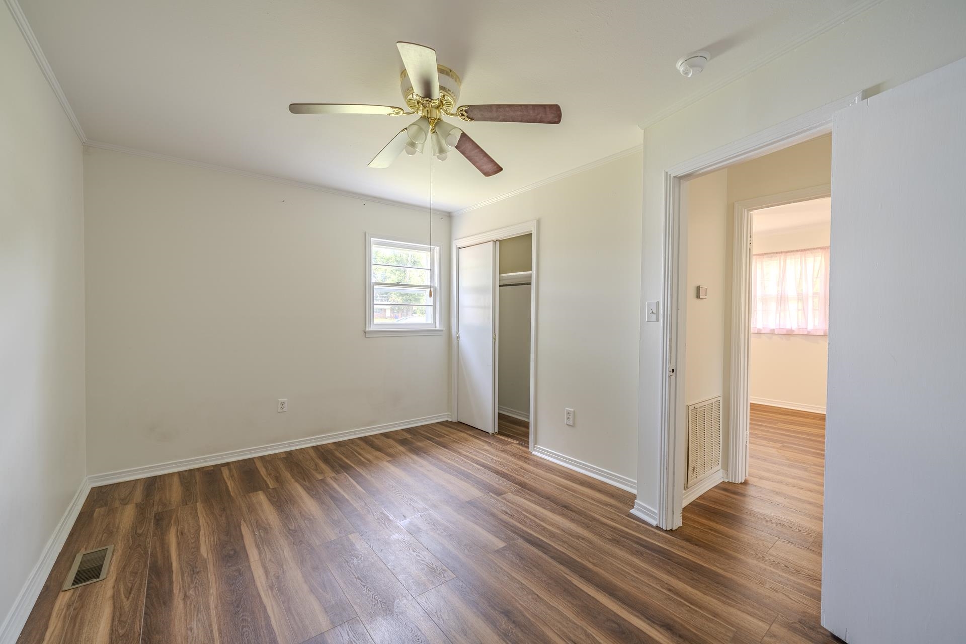 55 Squaw St Property Photo 16