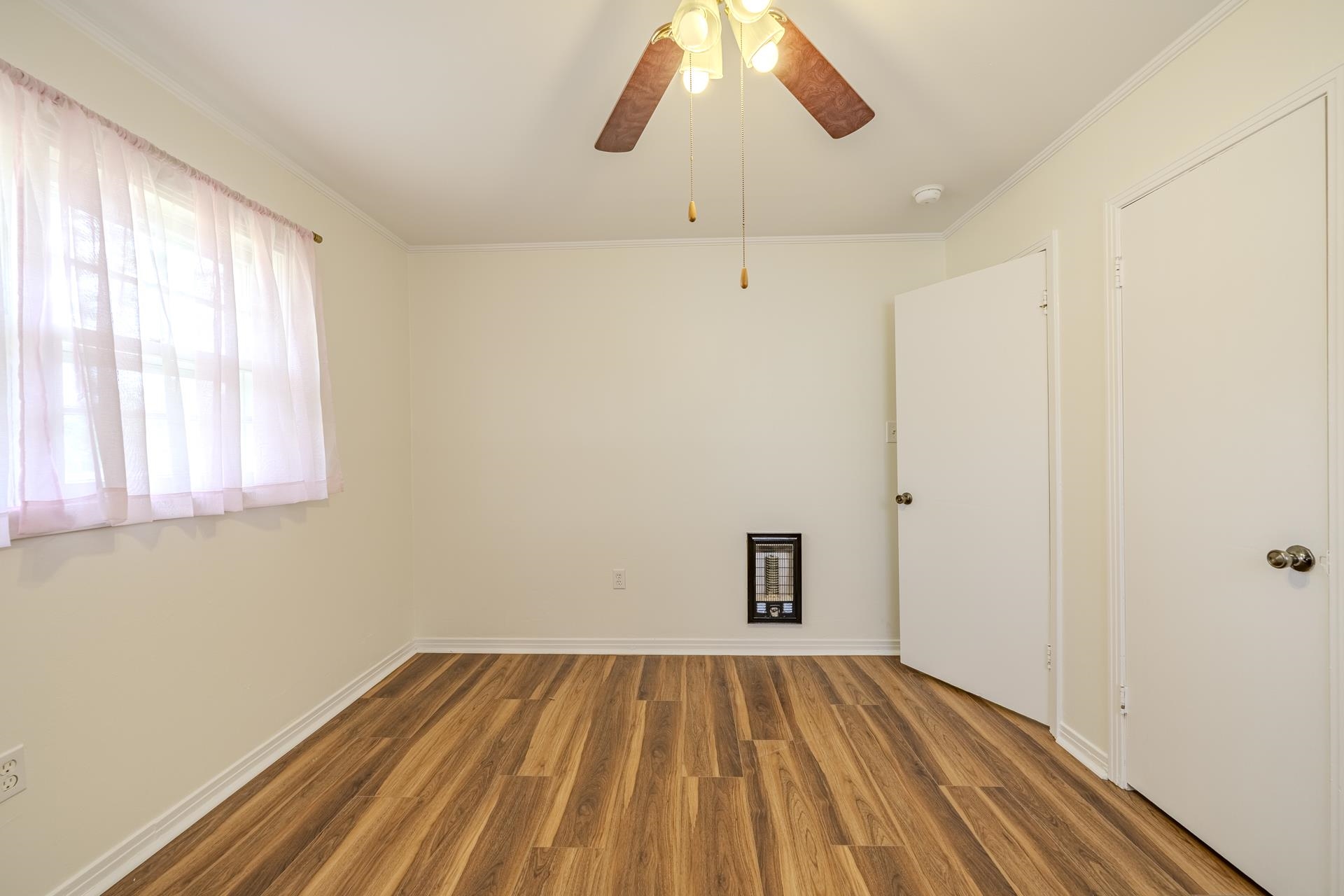 55 Squaw St Property Photo 17