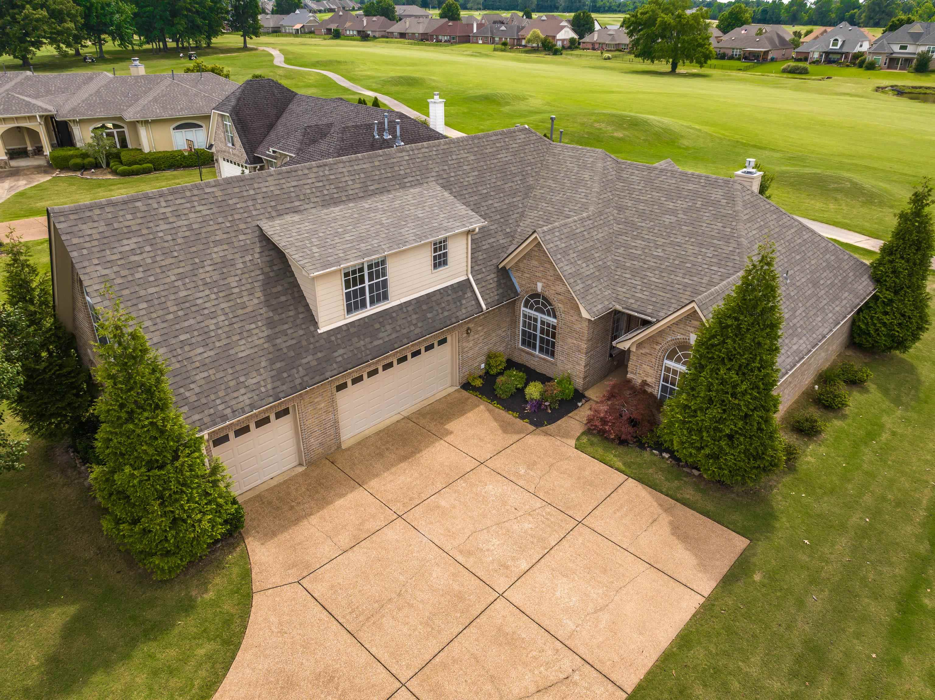 130 Lewis Fairway Cir Property Photo 4
