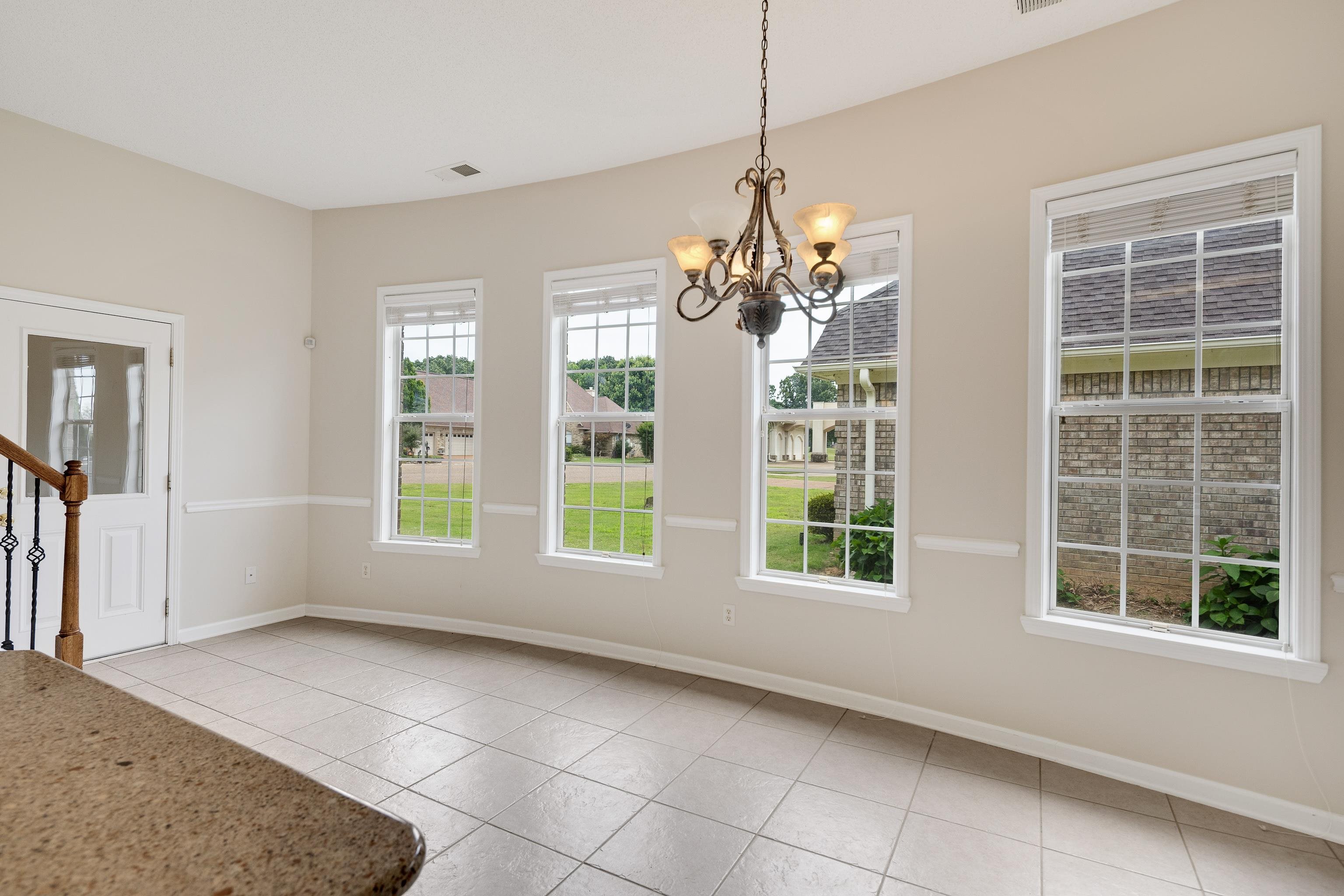 130 Lewis Fairway Cir Property Photo 17