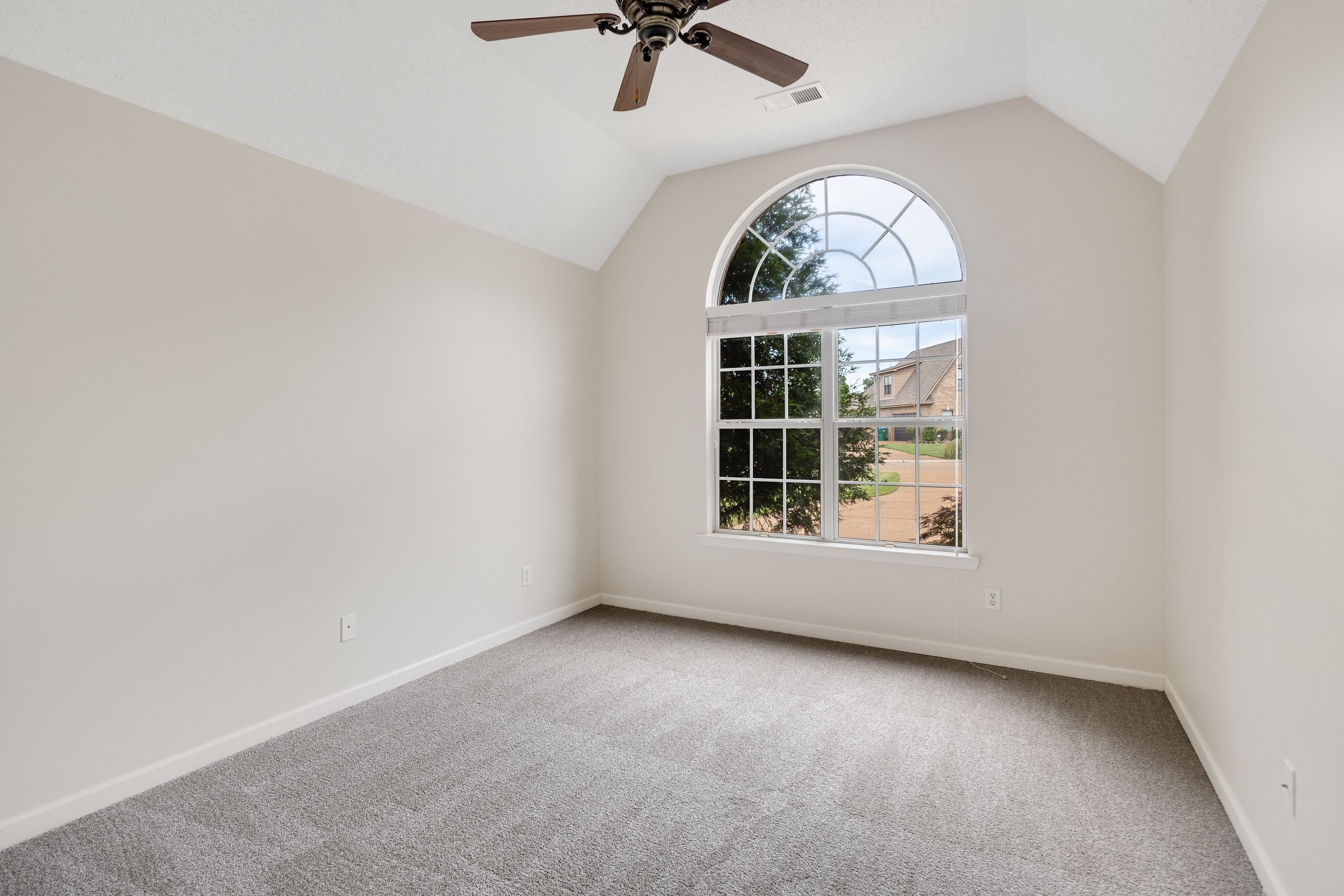 130 Lewis Fairway Cir Property Photo 25