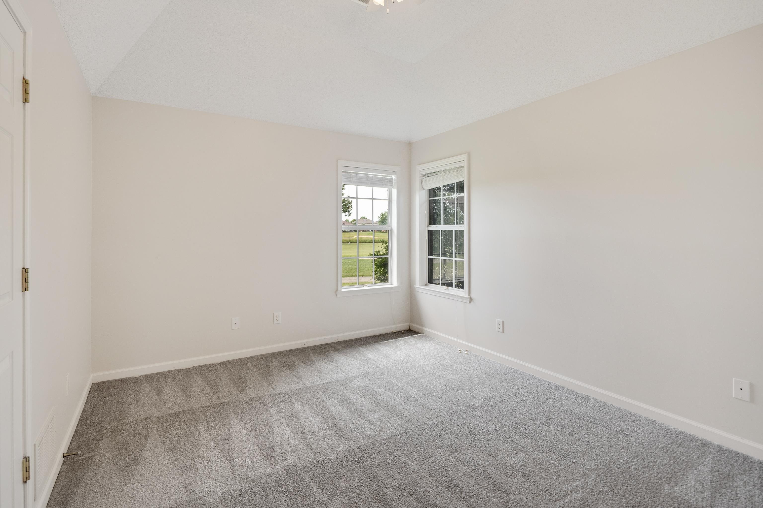 130 Lewis Fairway Cir Property Photo 28