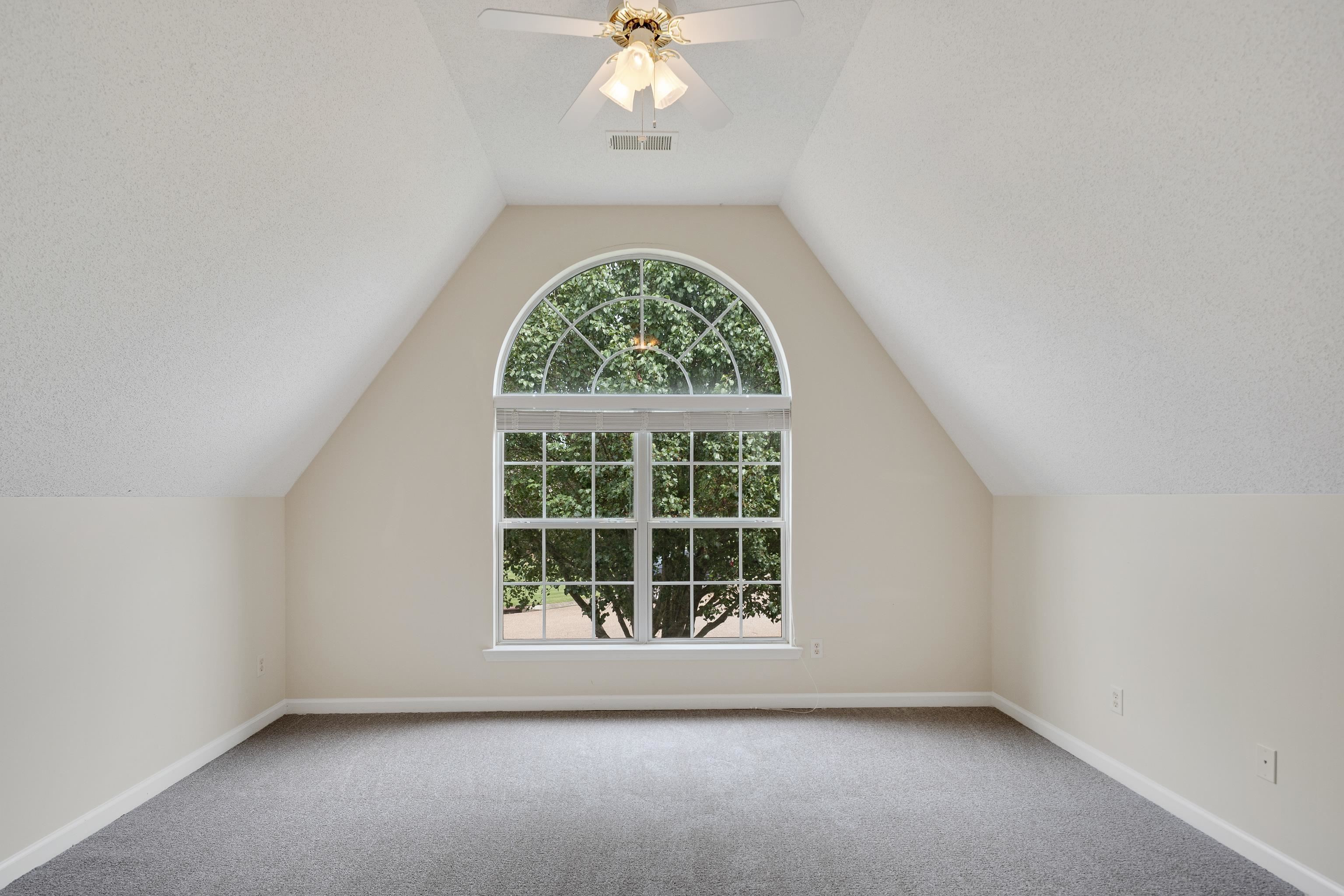 130 Lewis Fairway Cir Property Photo 33