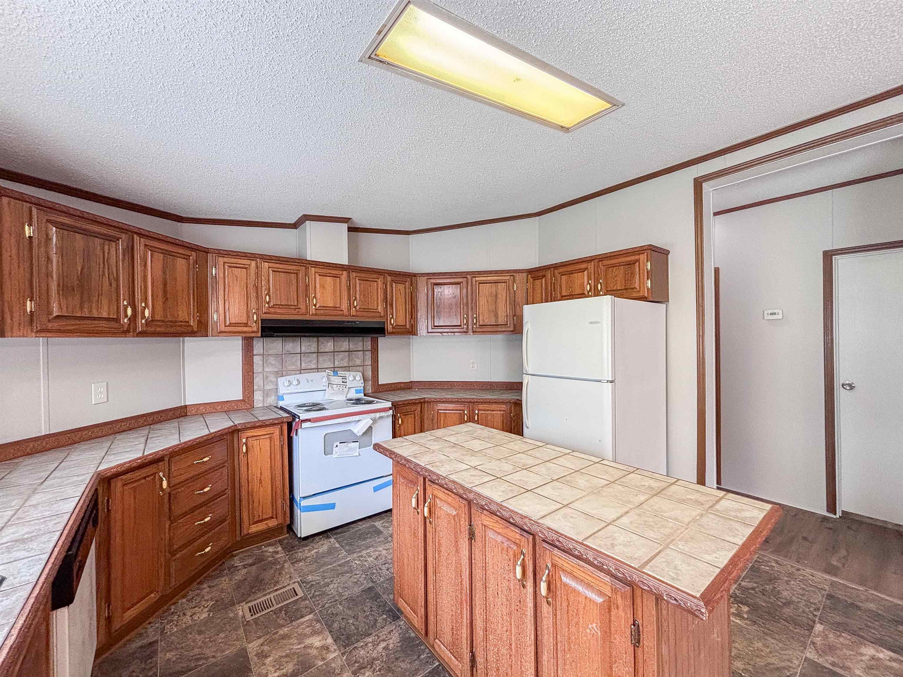 2847 Holly Grove Rd Property Photo 12