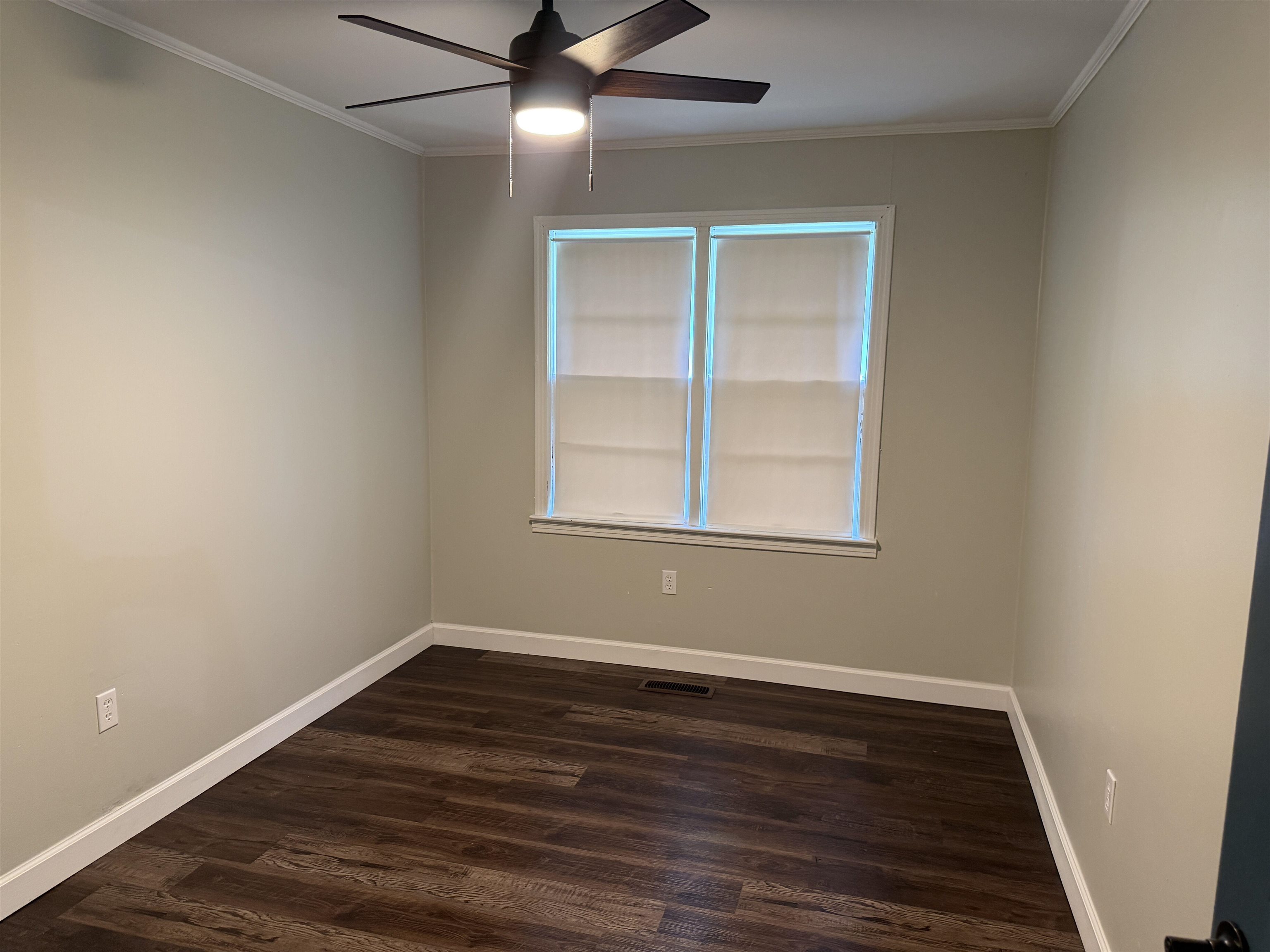 200 Jw Davis Dr Property Photo 19