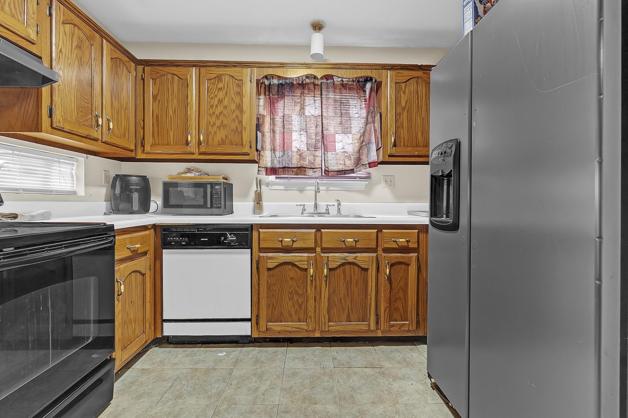 5543 Pine Oak Ln Property Photo 11