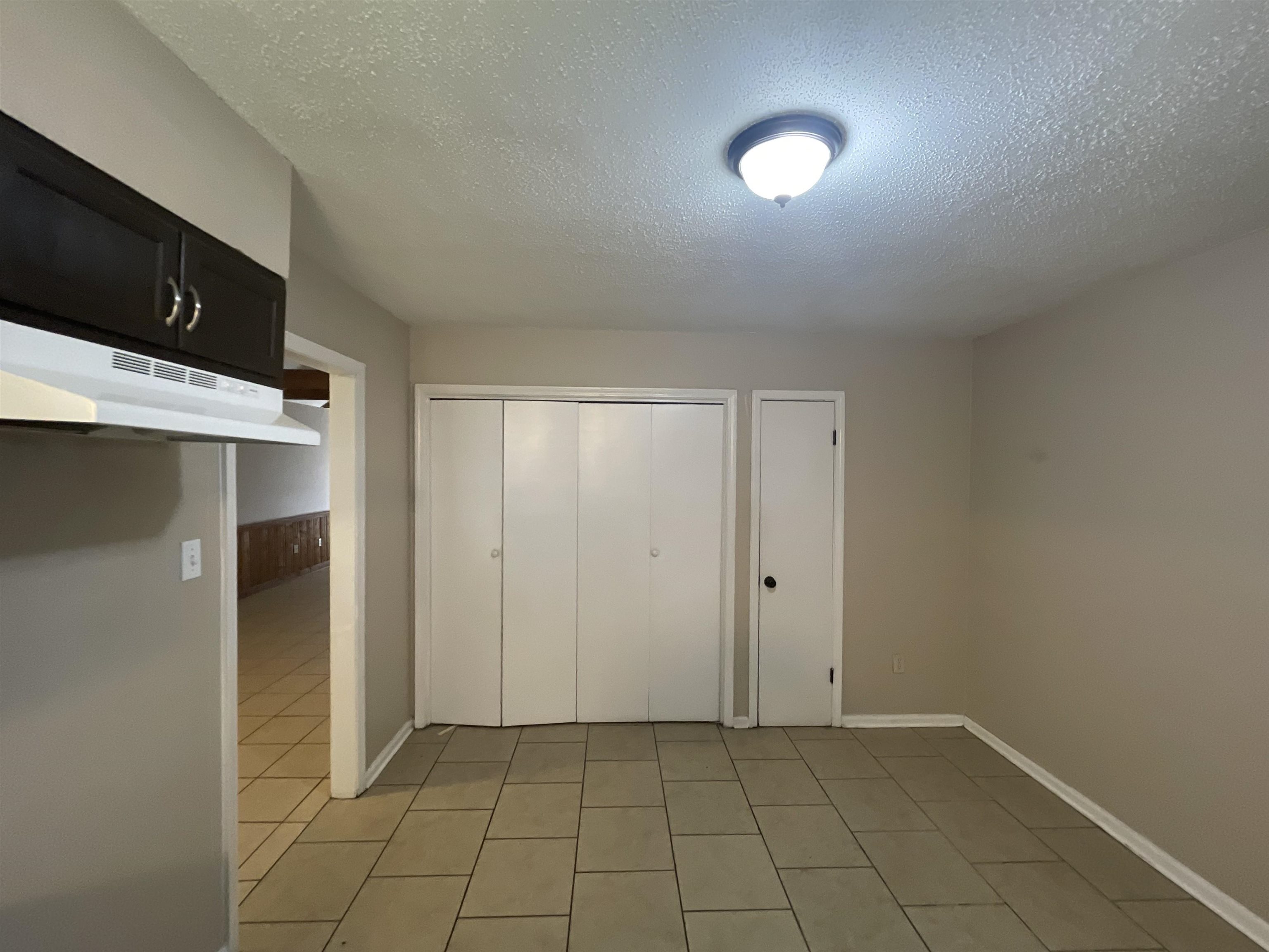 3820 Lucerne Dr Property Photo 5
