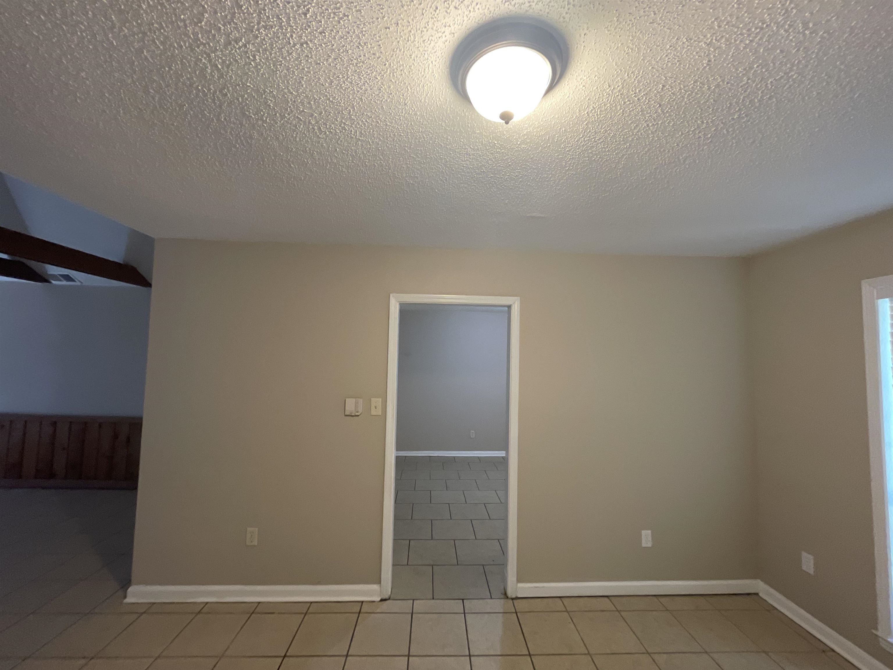 3820 Lucerne Dr Property Photo 8
