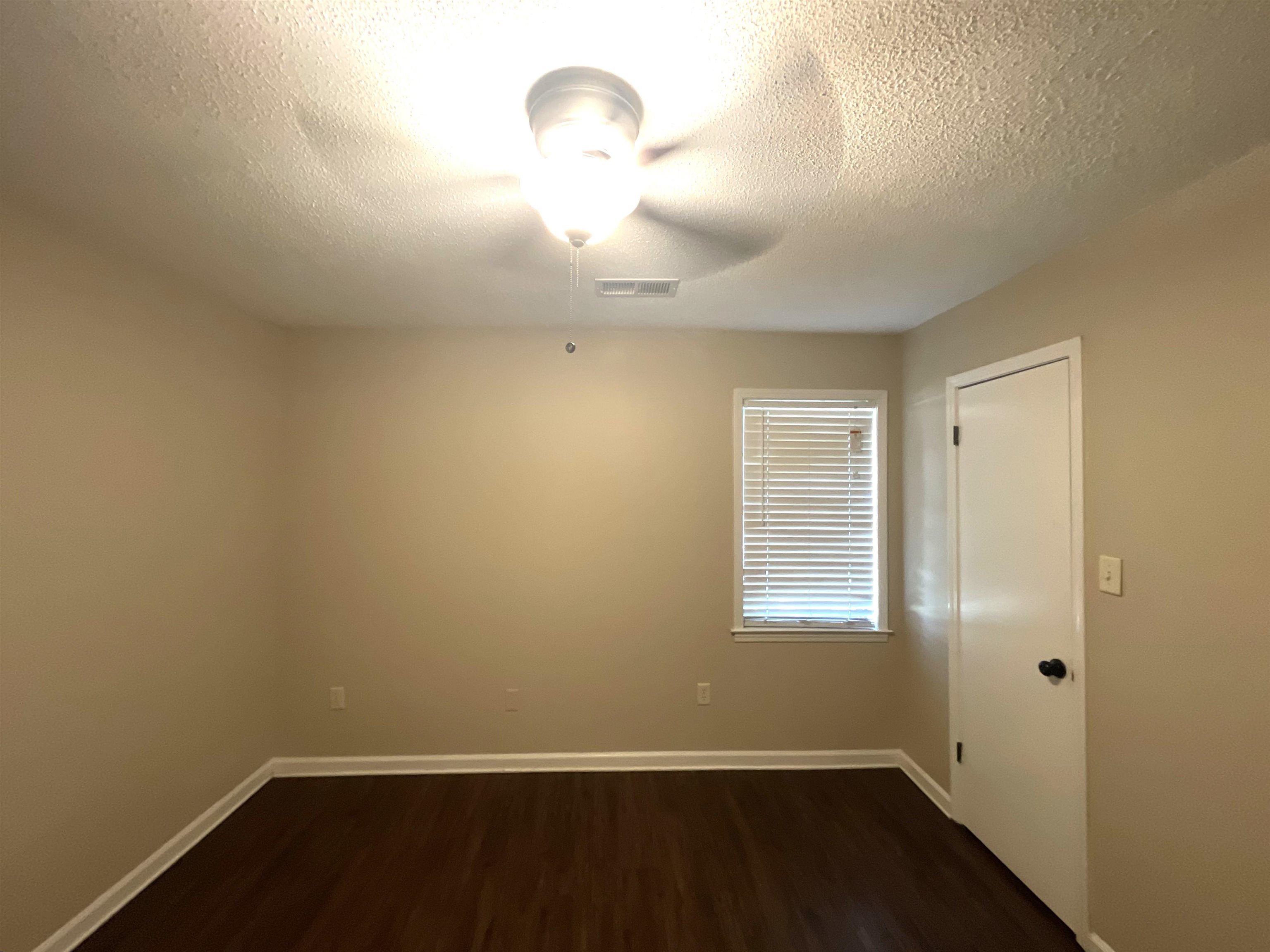 3820 Lucerne Dr Property Photo 10