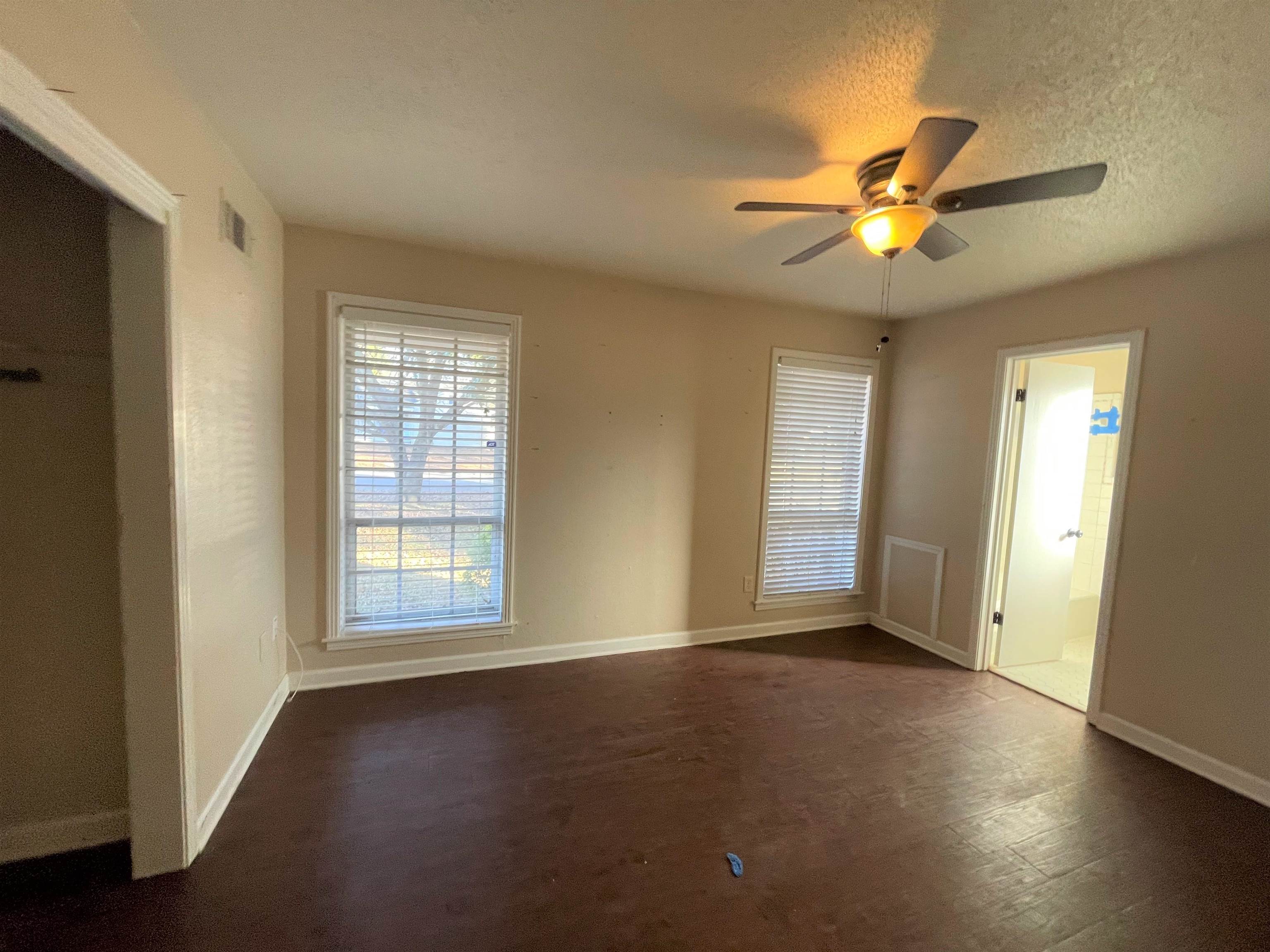 3645 Twinmont St Property Photo 7