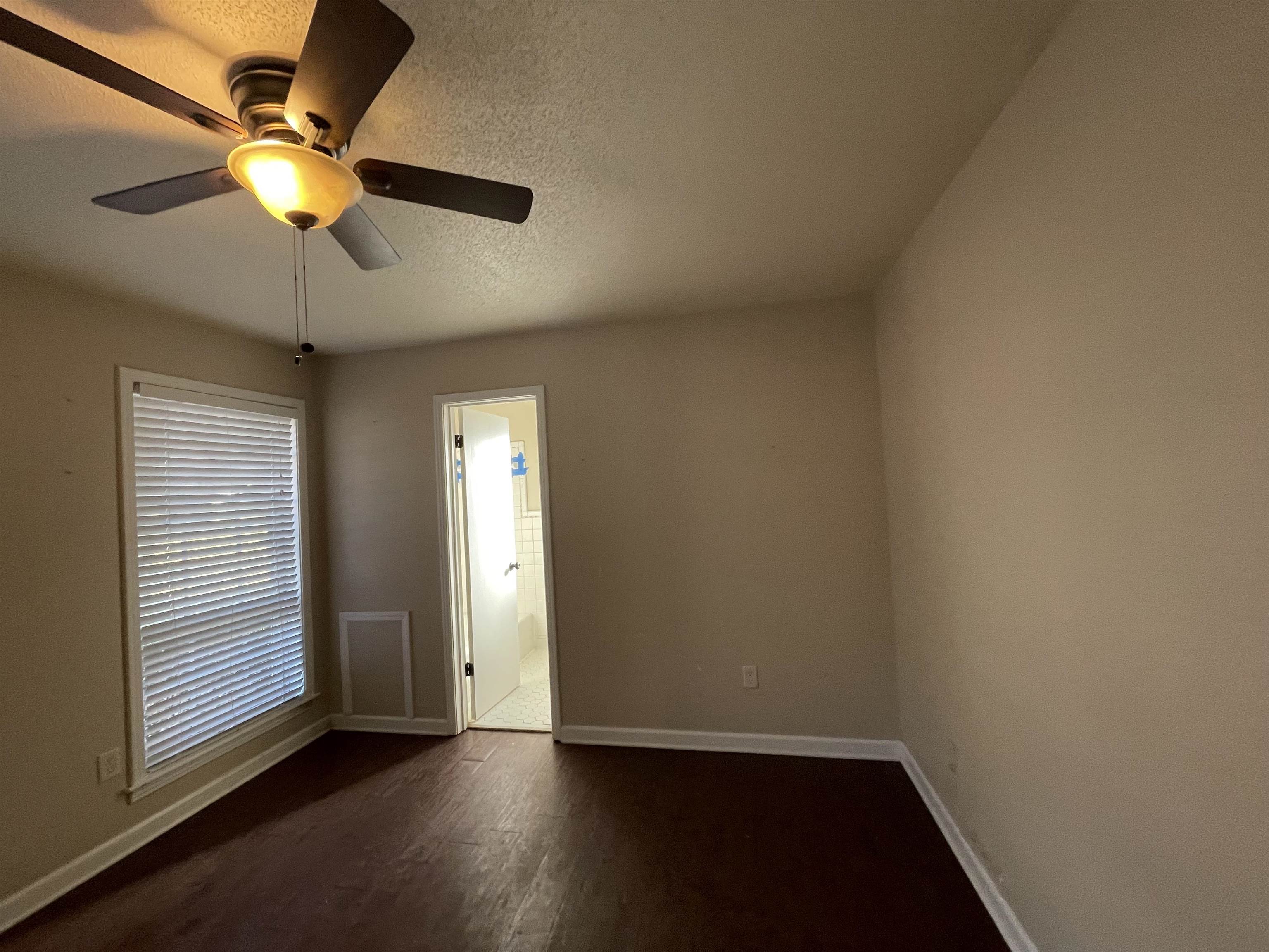 3645 Twinmont St Property Photo 8